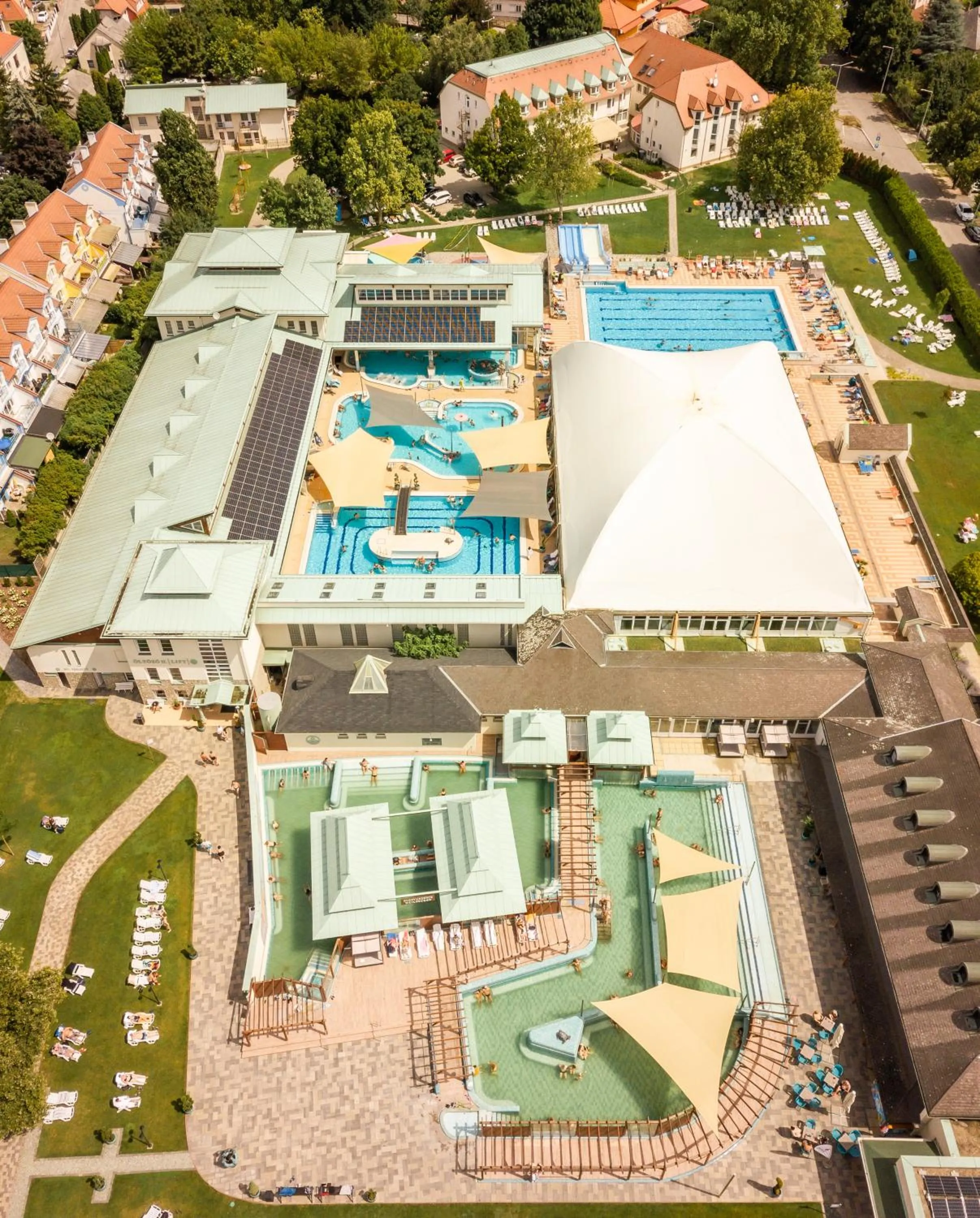Swimming pool in Aqua Hotel Termál