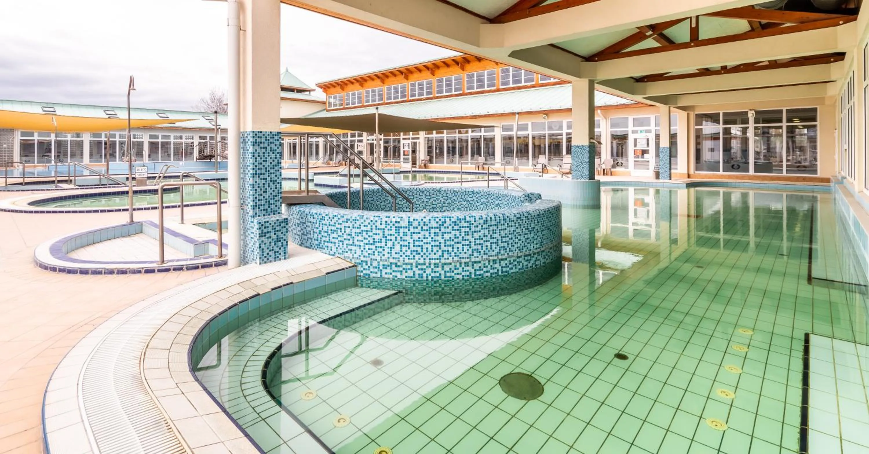 Swimming pool in Aqua Hotel Termál