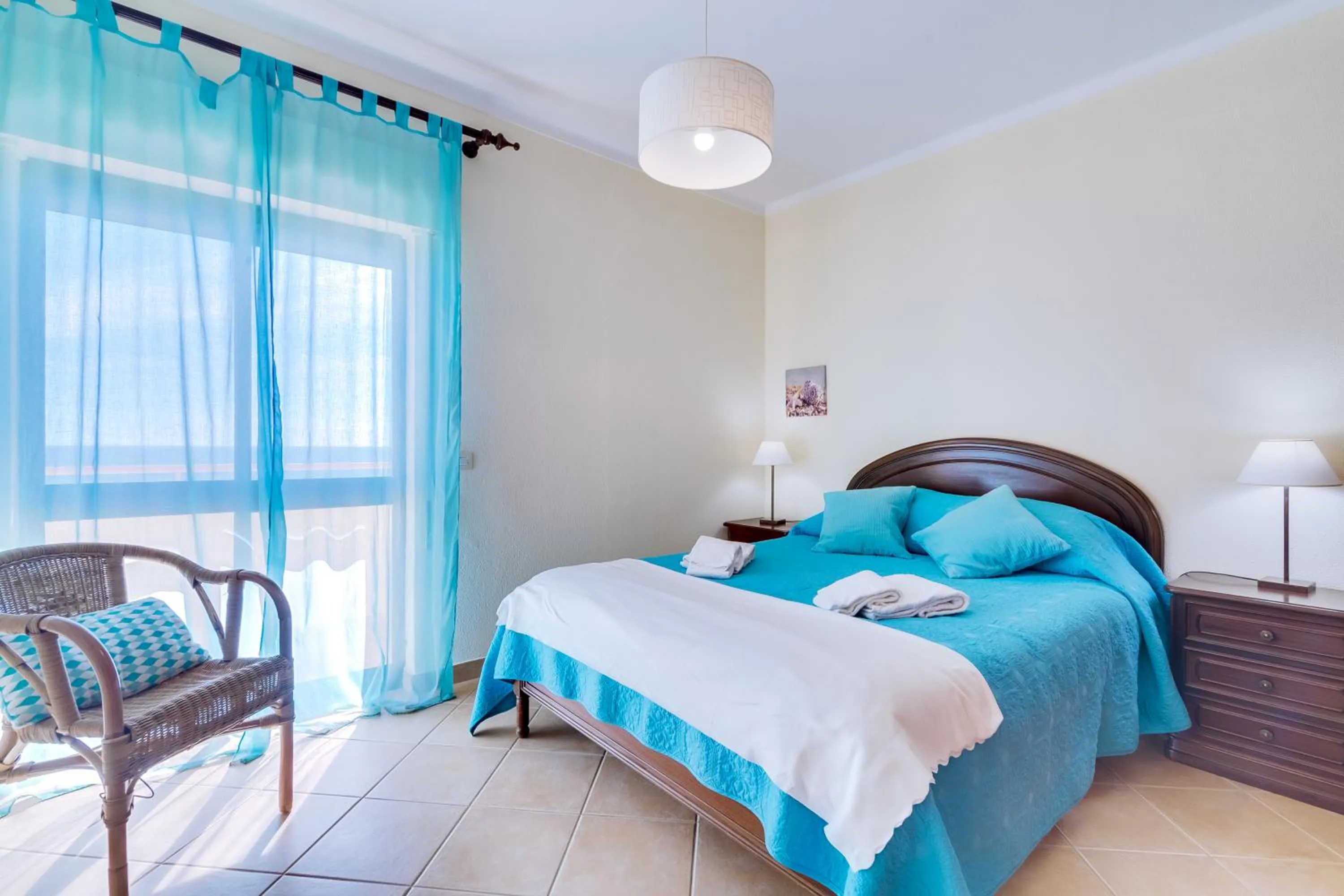 Bed in InfiniteSeaView - Quarteira at Homesbyfc