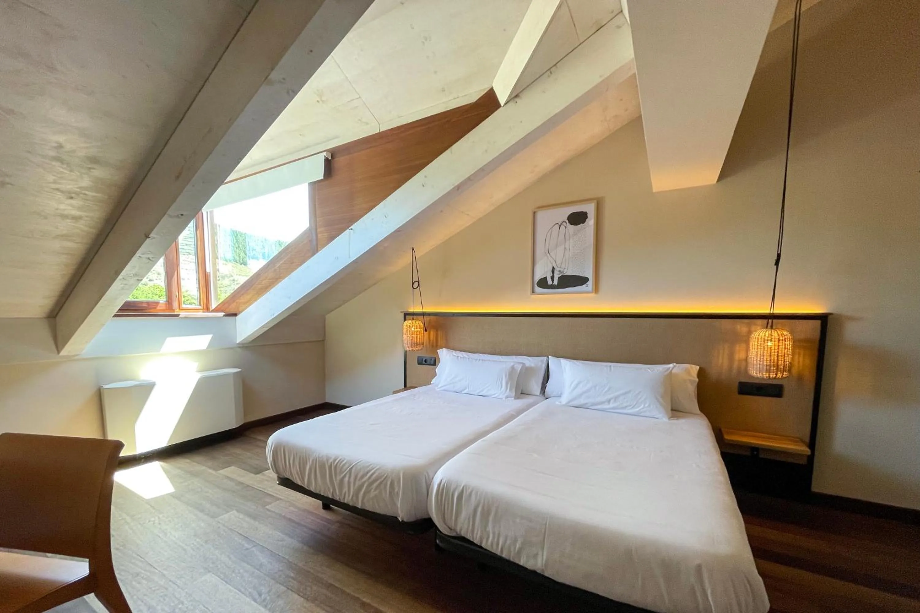 Bed in No-Mad Green Hotel