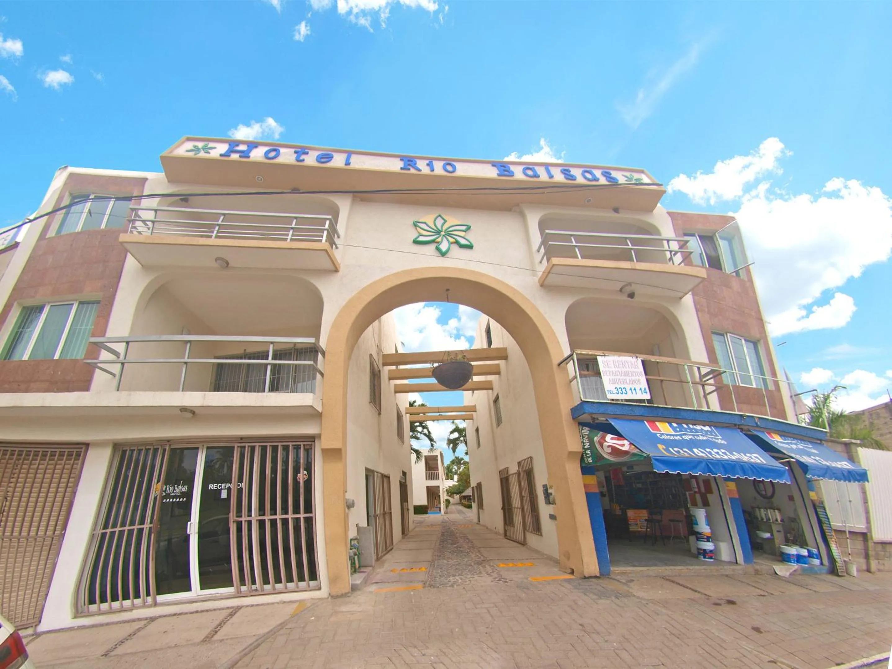 Property building in Hotel Rio Balsas