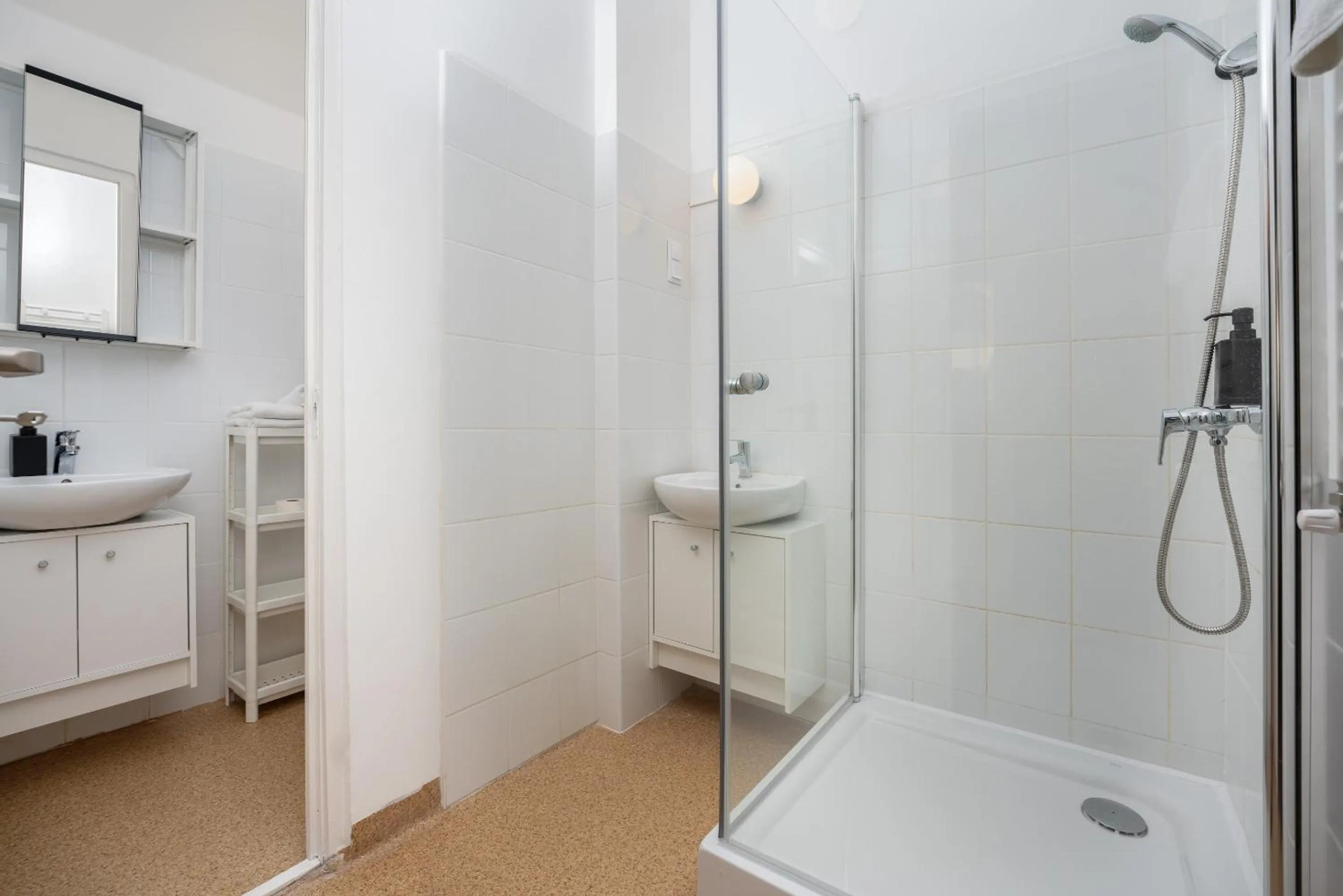 Bathroom in Central Passage Apartments by Vagabond Downtown