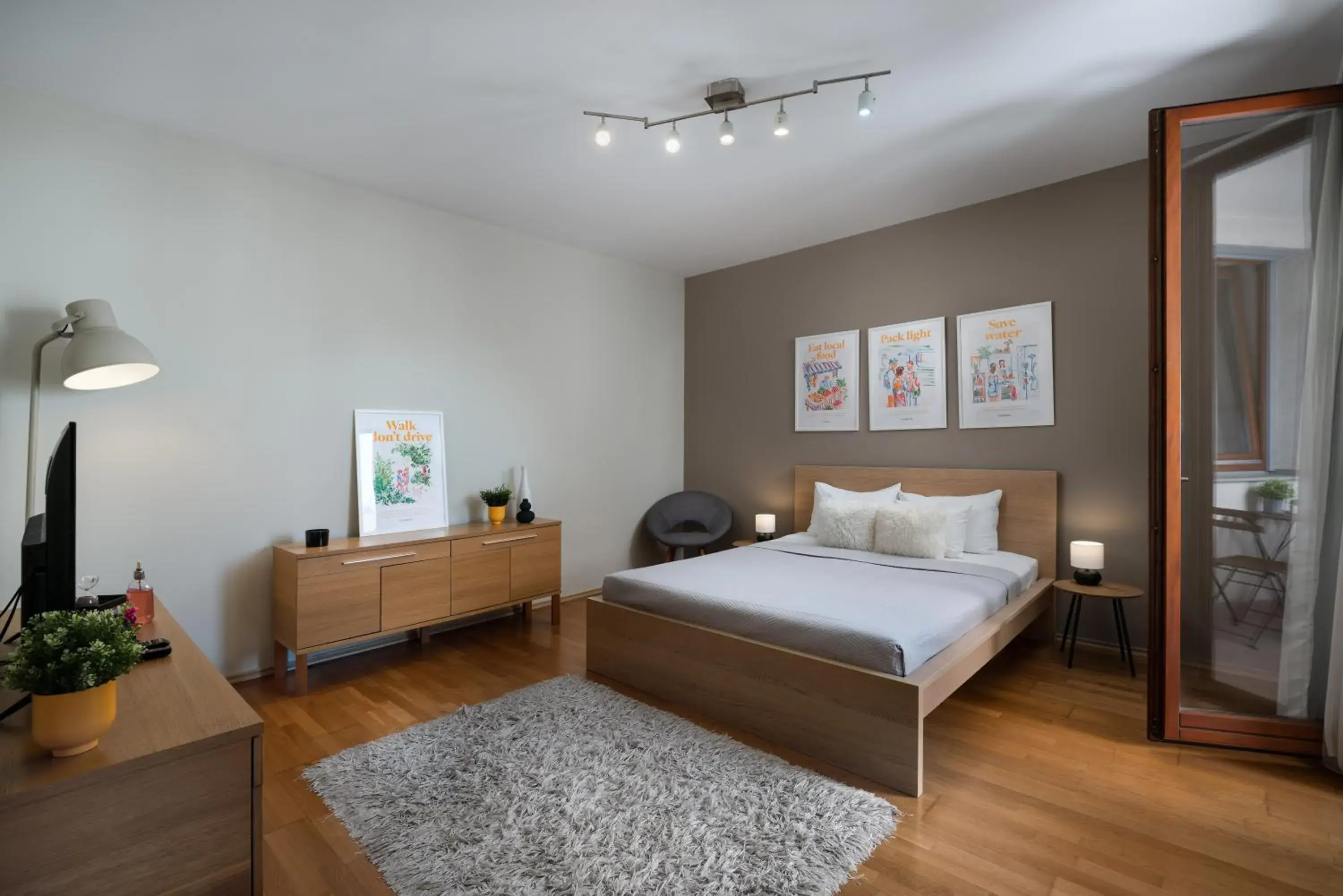 Superior Studio (2 Adults) - single occupancy in Central Passage Apartments by Vagabond Downtown Superior Studio (2 Adults) - single occupancy in Central Passage Apartments by Vagabond Downtown