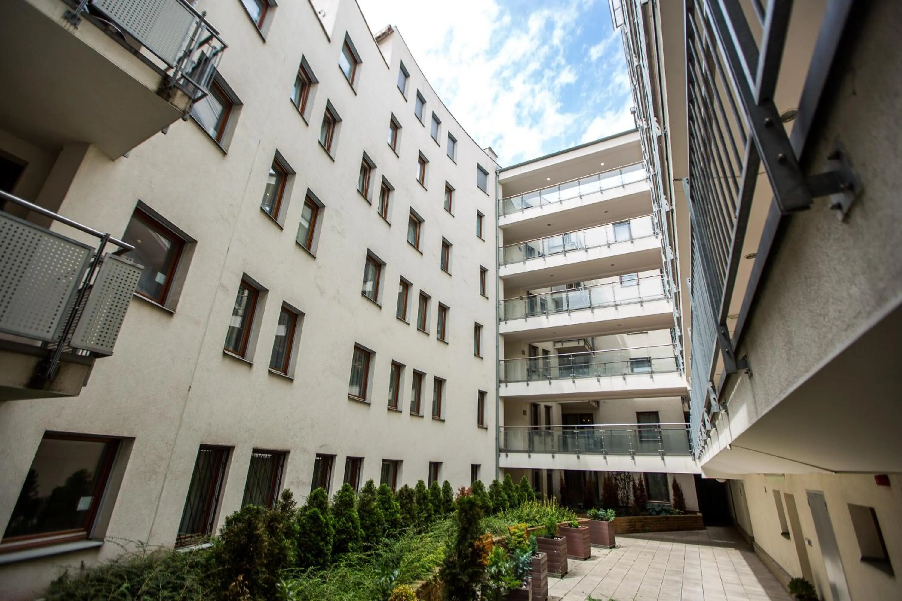 Property building in Central Passage Apartments by Vagabond Downtown