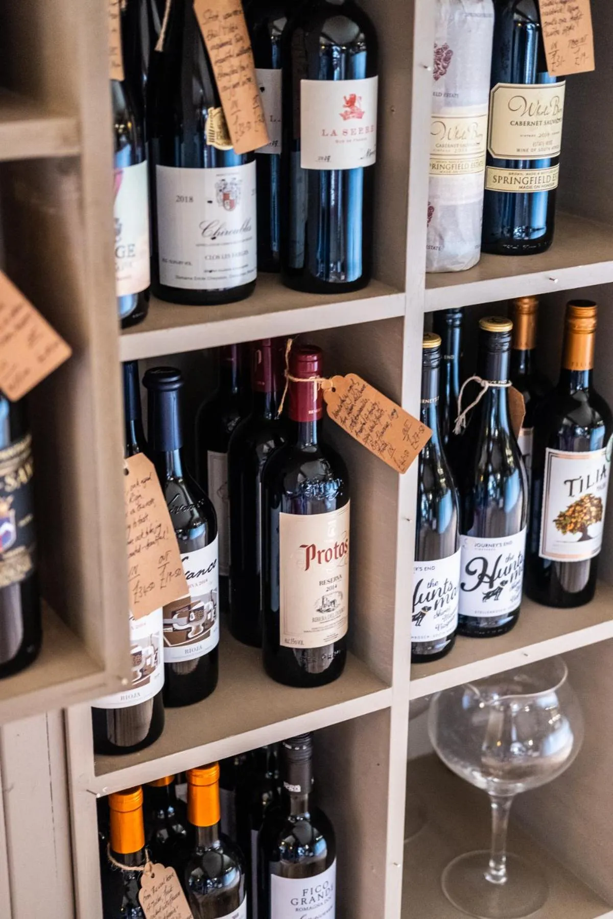 Lounge or bar in The Bell at Sapperton