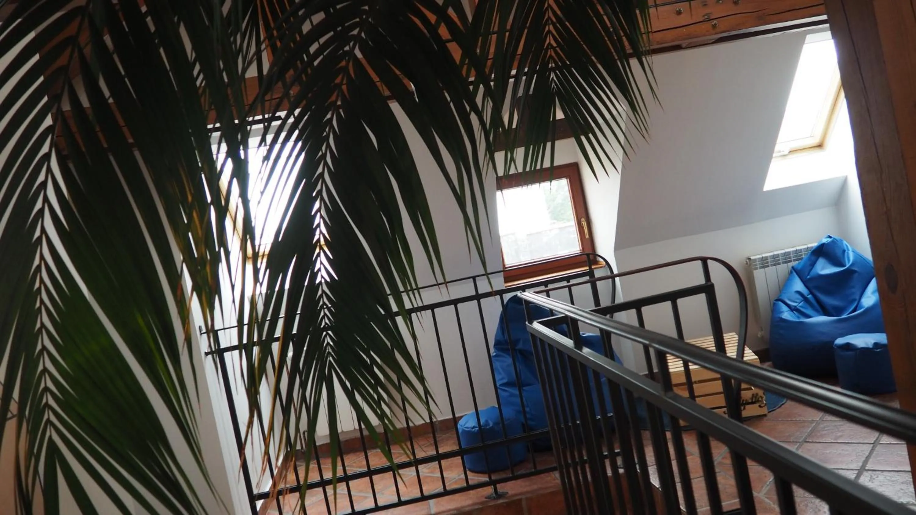 Seating area in Hostel Młotek i Perlik