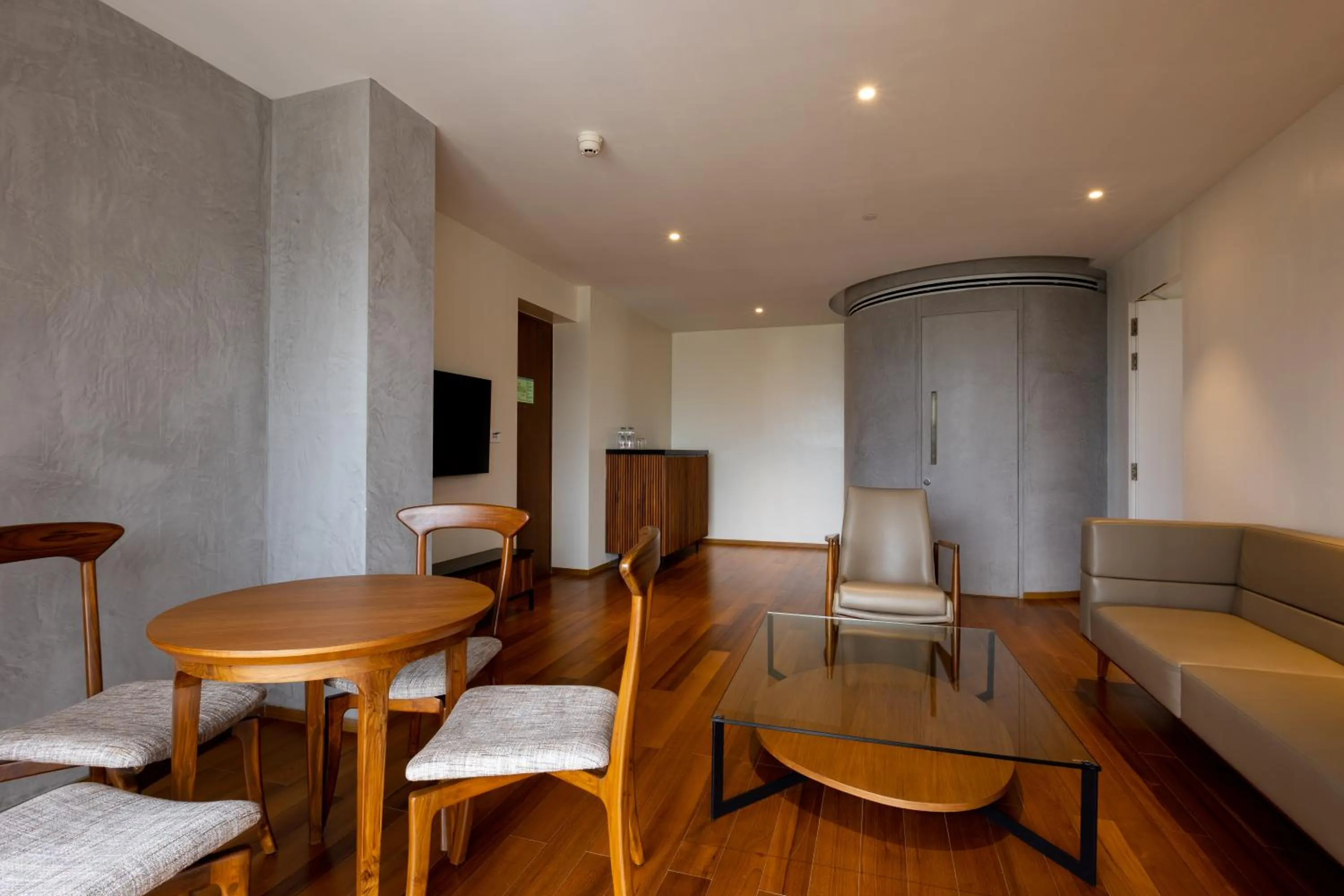 Coffee/tea facilities in Radisson Resort and Spa Lonavala