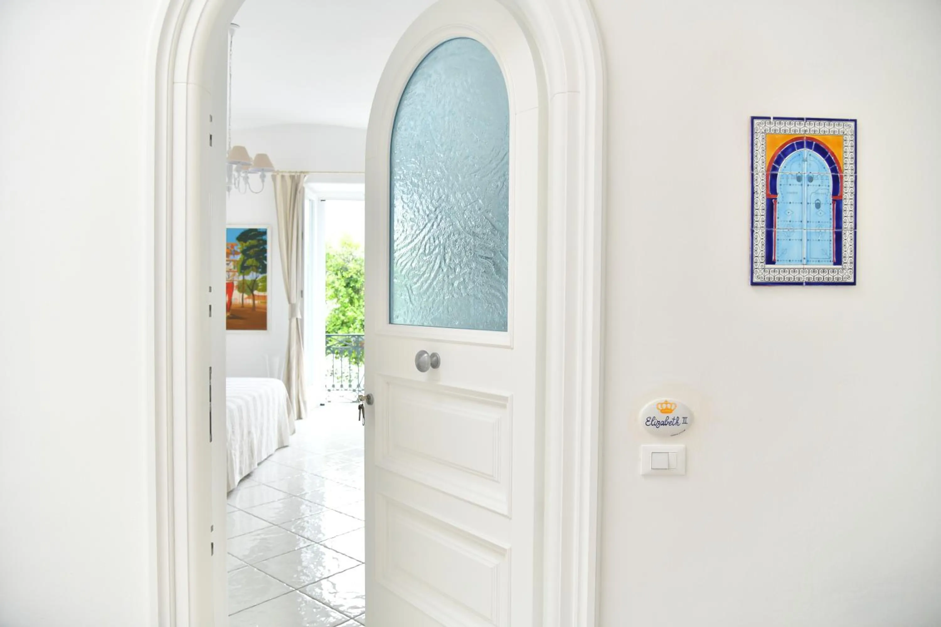 Bedroom in Queen Suite - Luxury Rooms