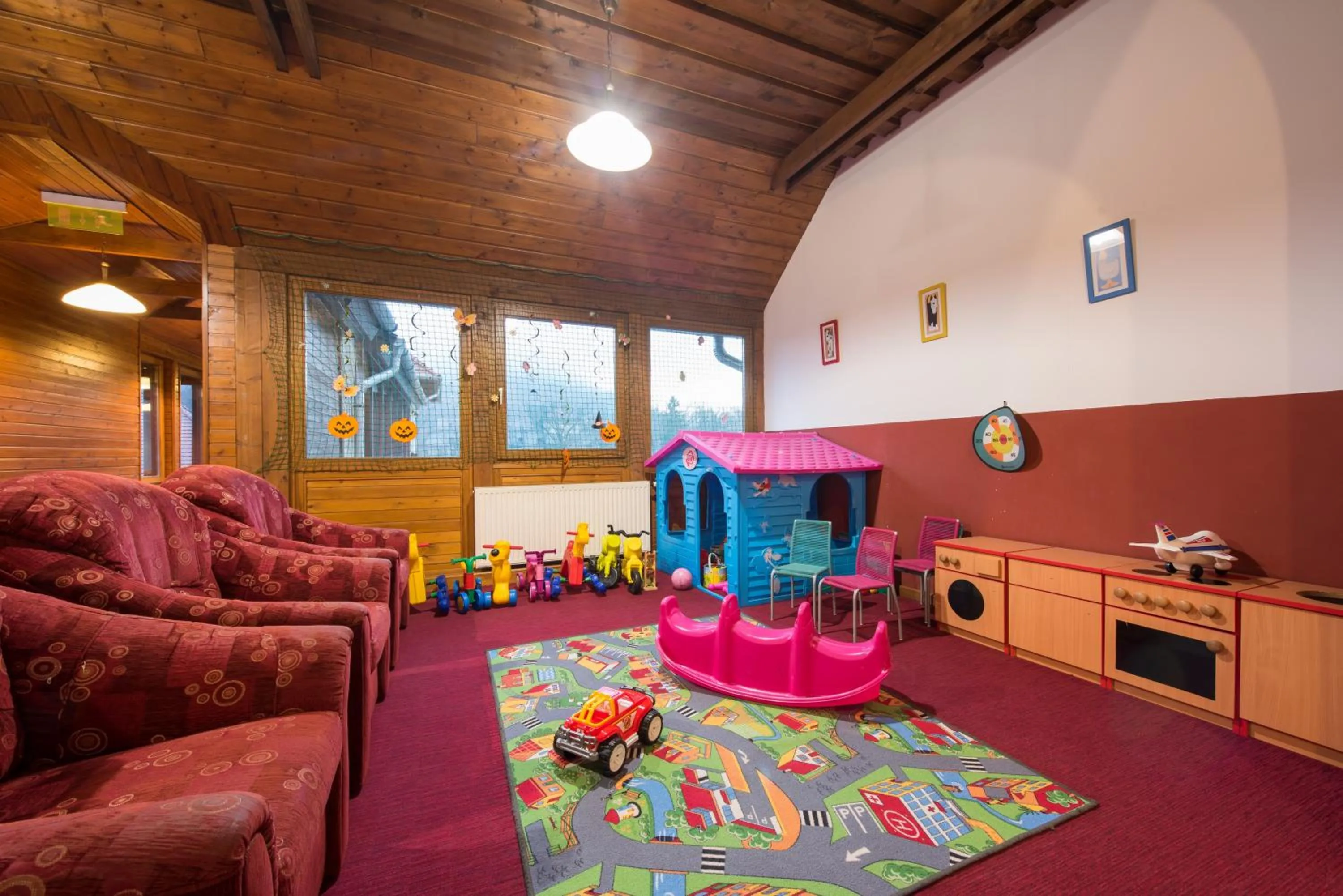 Property building in Erzsébet Park Hotel