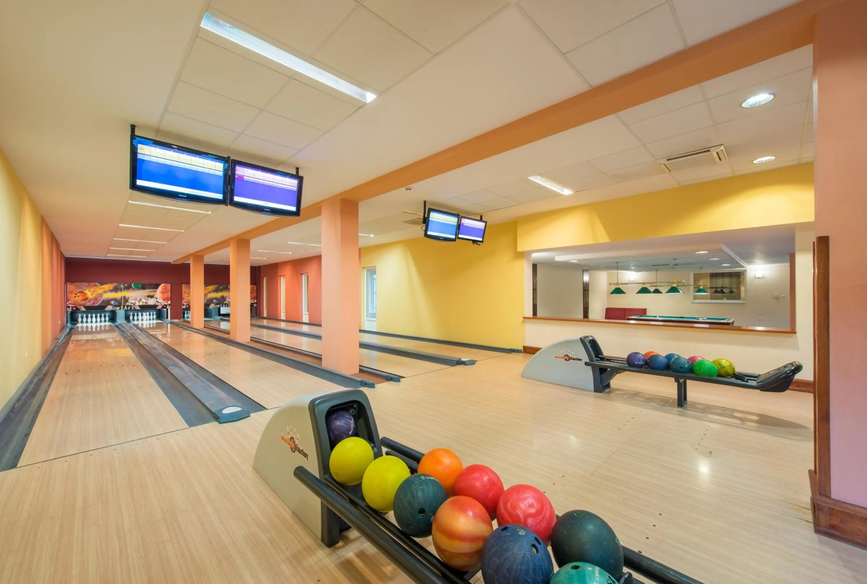 Game Room in Erzsébet Park Hotel