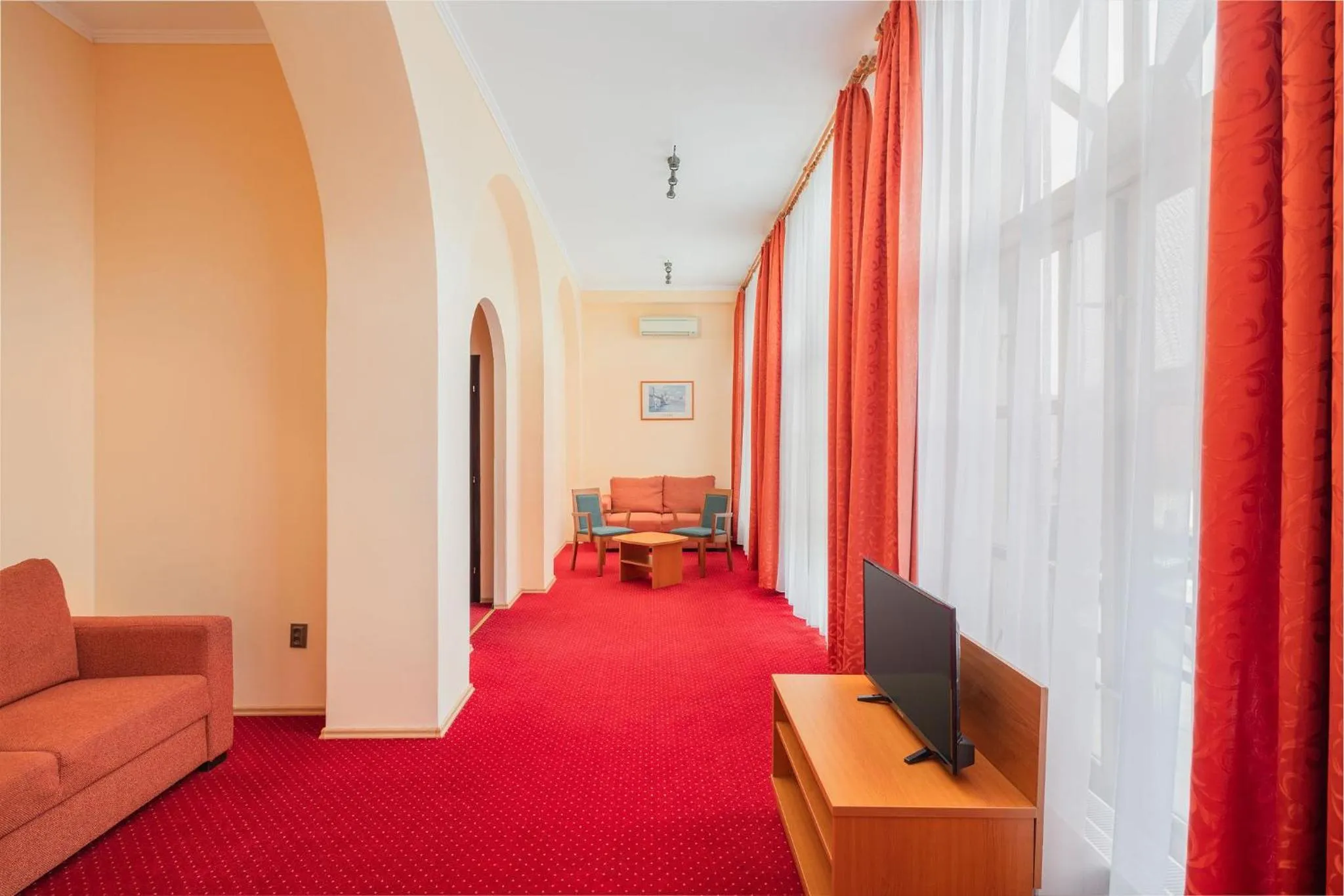 TV and multimedia in Erzsébet Park Hotel