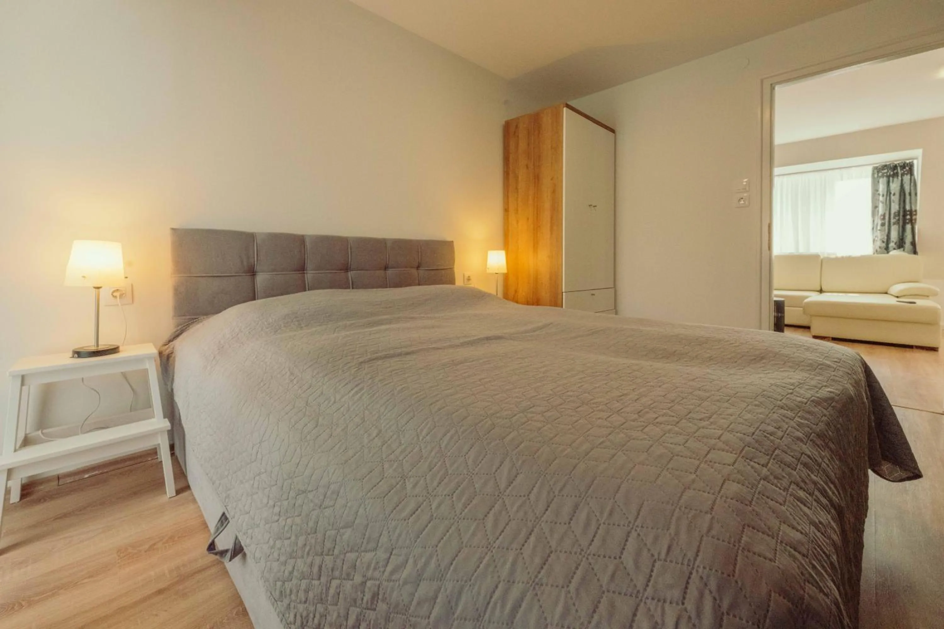 Bed in Caesar Apartments & Rooms