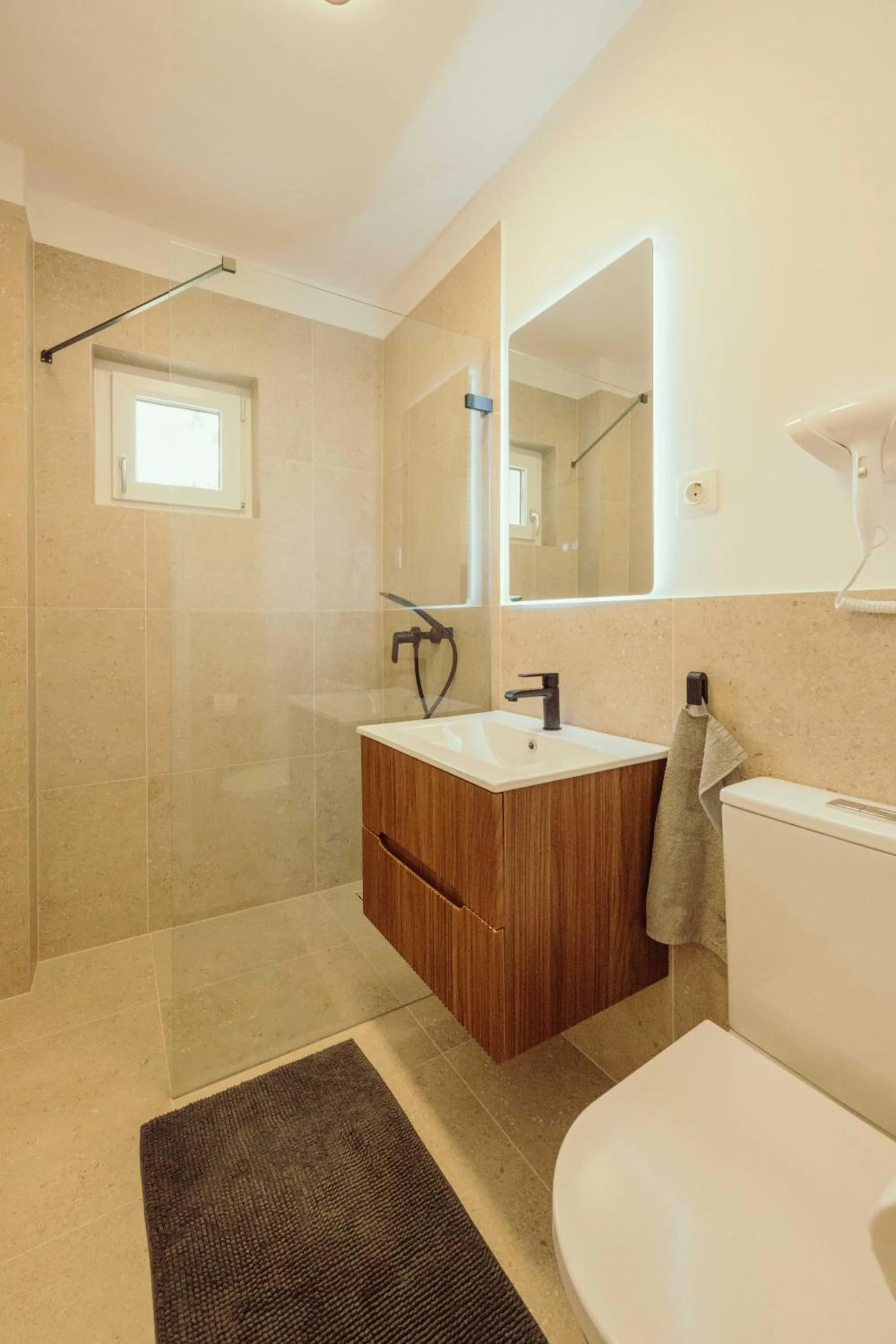 Caesar Apartments & Rooms