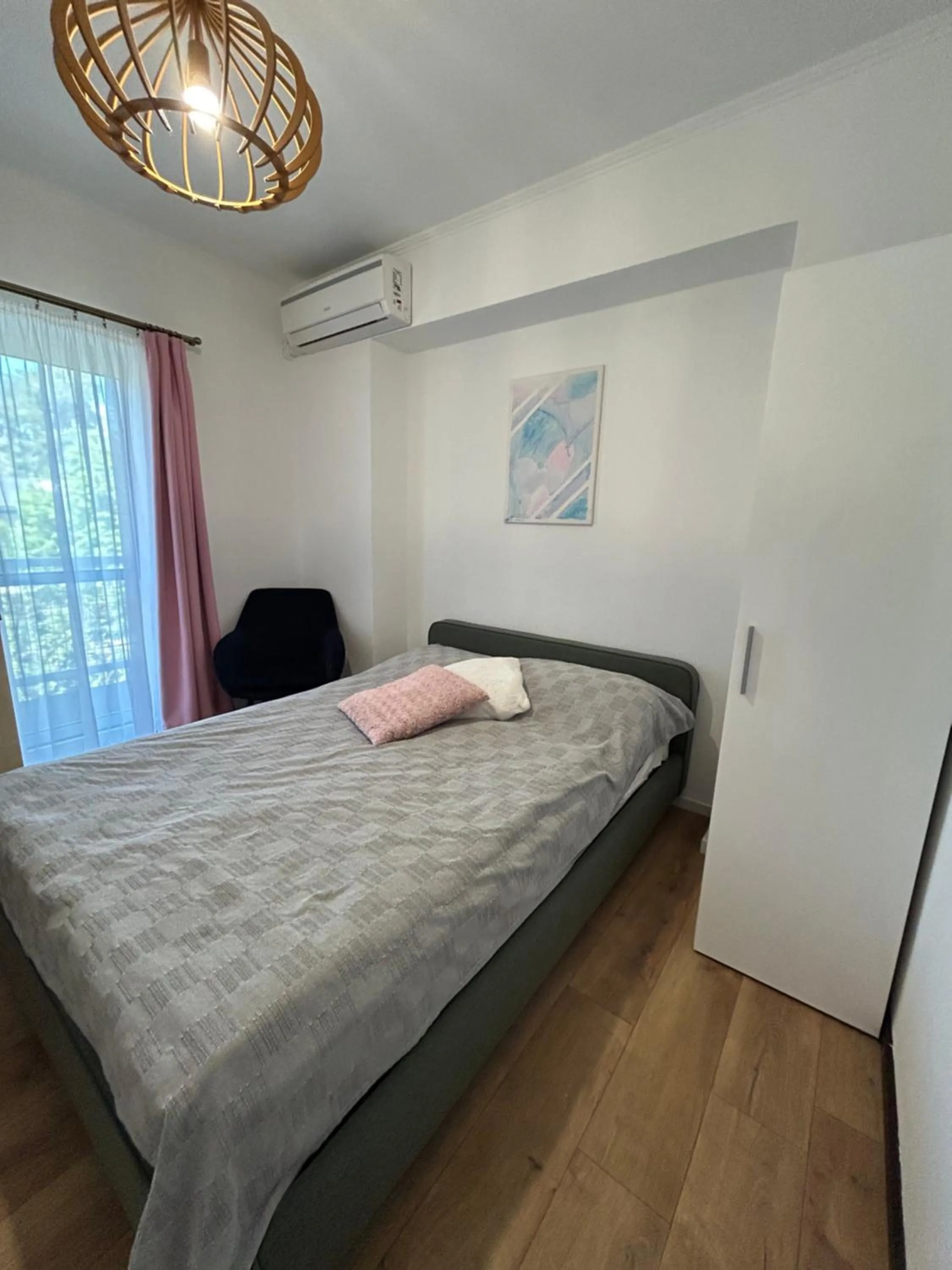 Bed in Caesar Apartments & Rooms