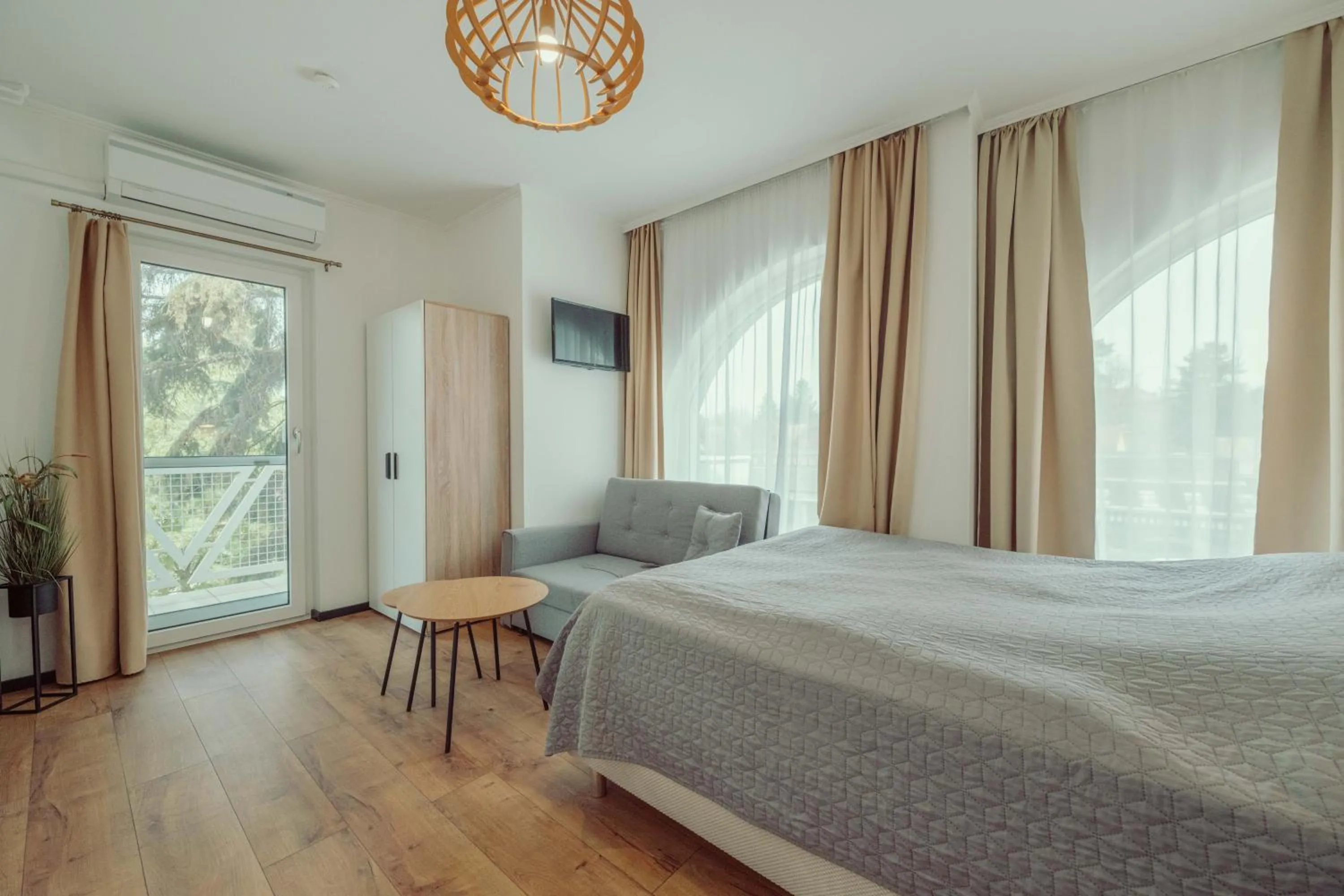 Bed in Caesar Apartments & Rooms