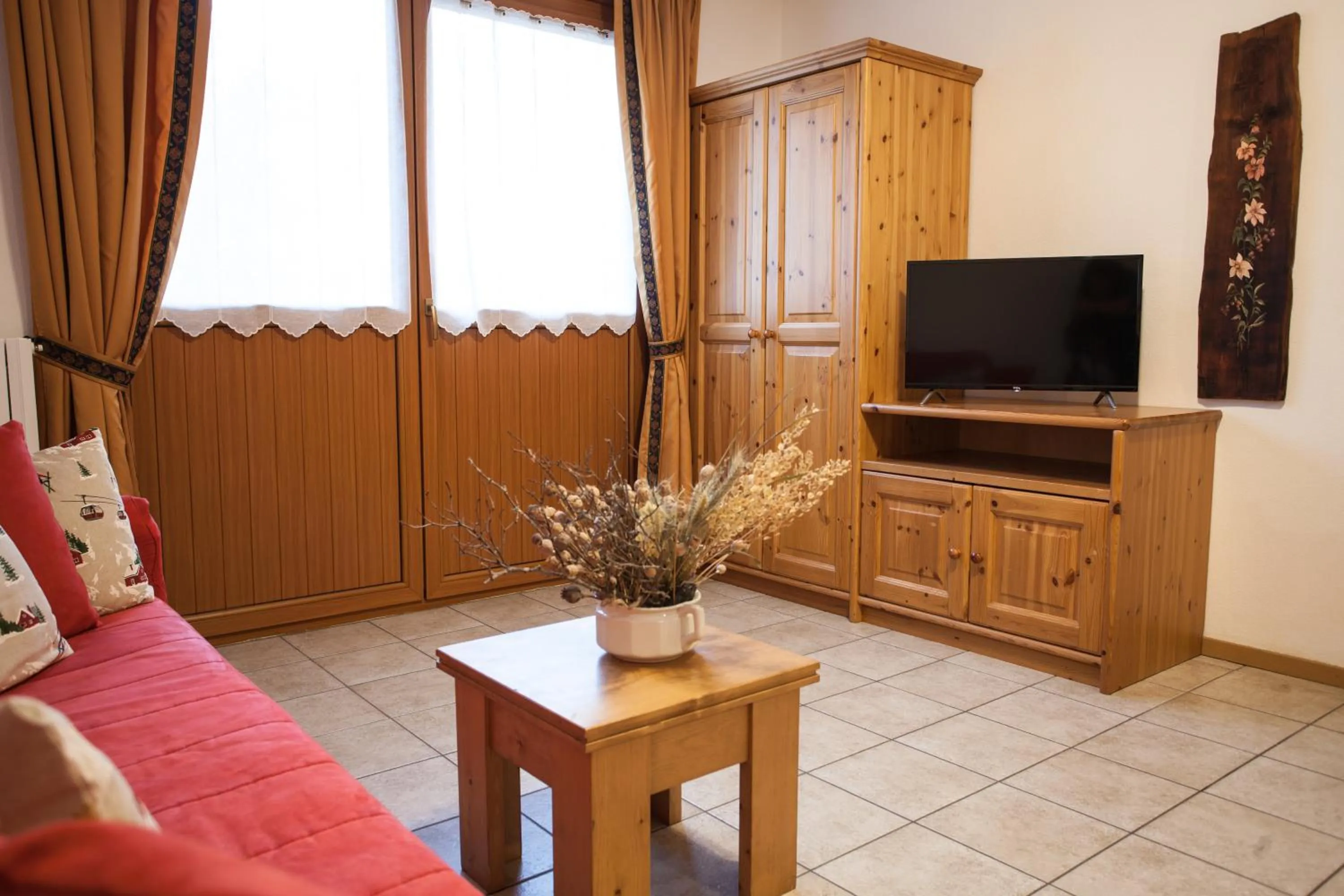 Living room in lareit appartamenti