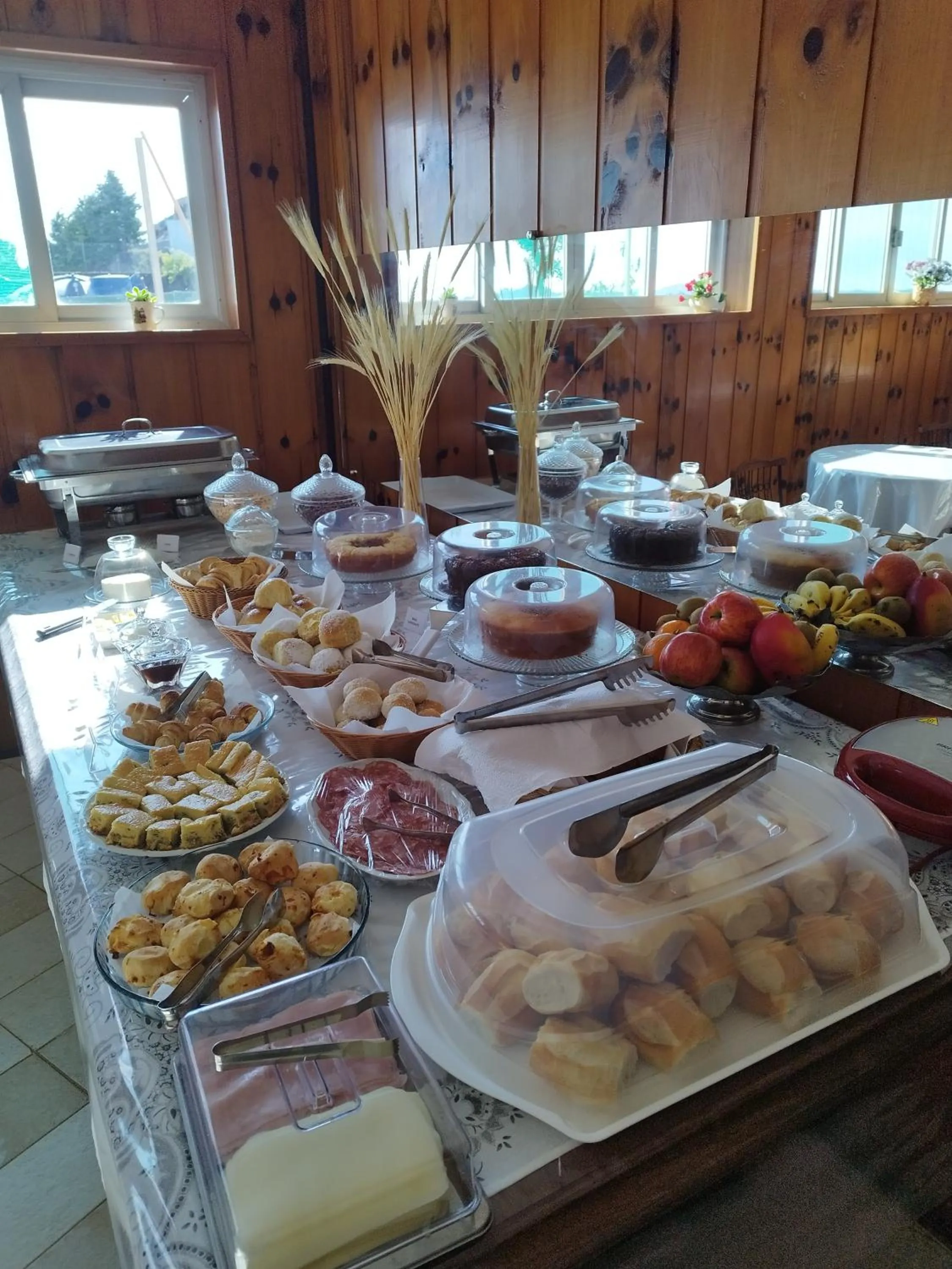 Buffet breakfast in Hotel Casa Redonda Boutique Spa
