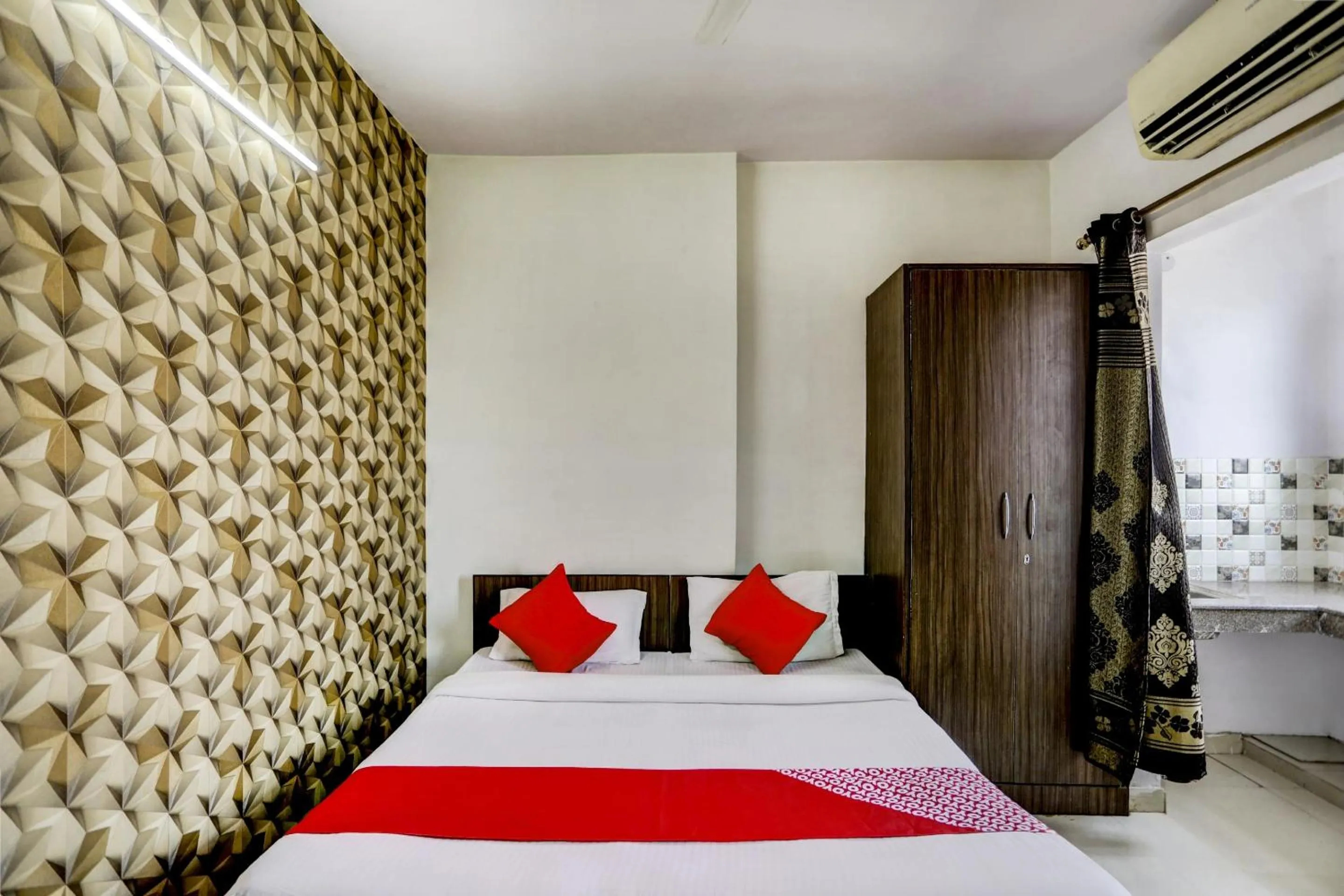 Bedroom, Bed in Super Hotel O Blissbourn