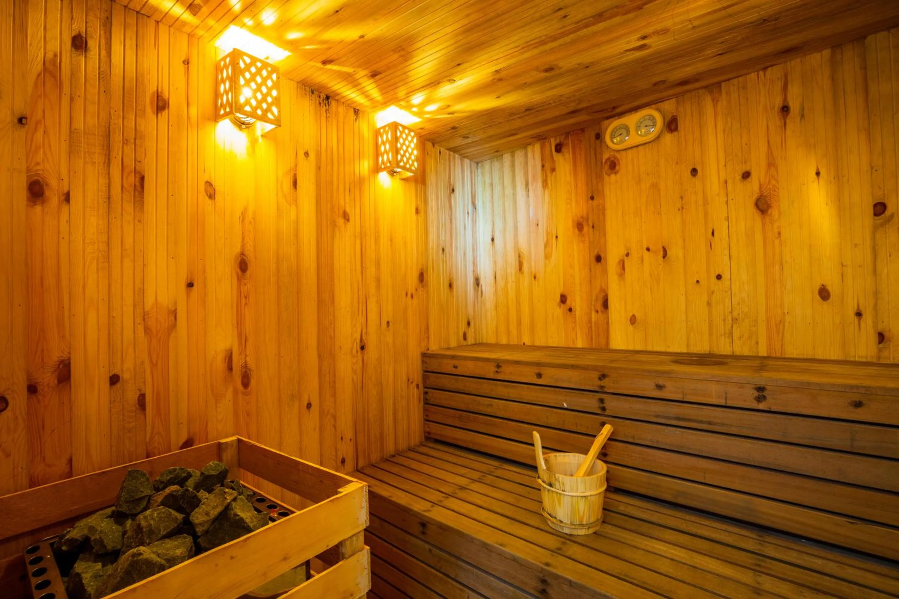 Sauna in Himalaya Drishya Resort