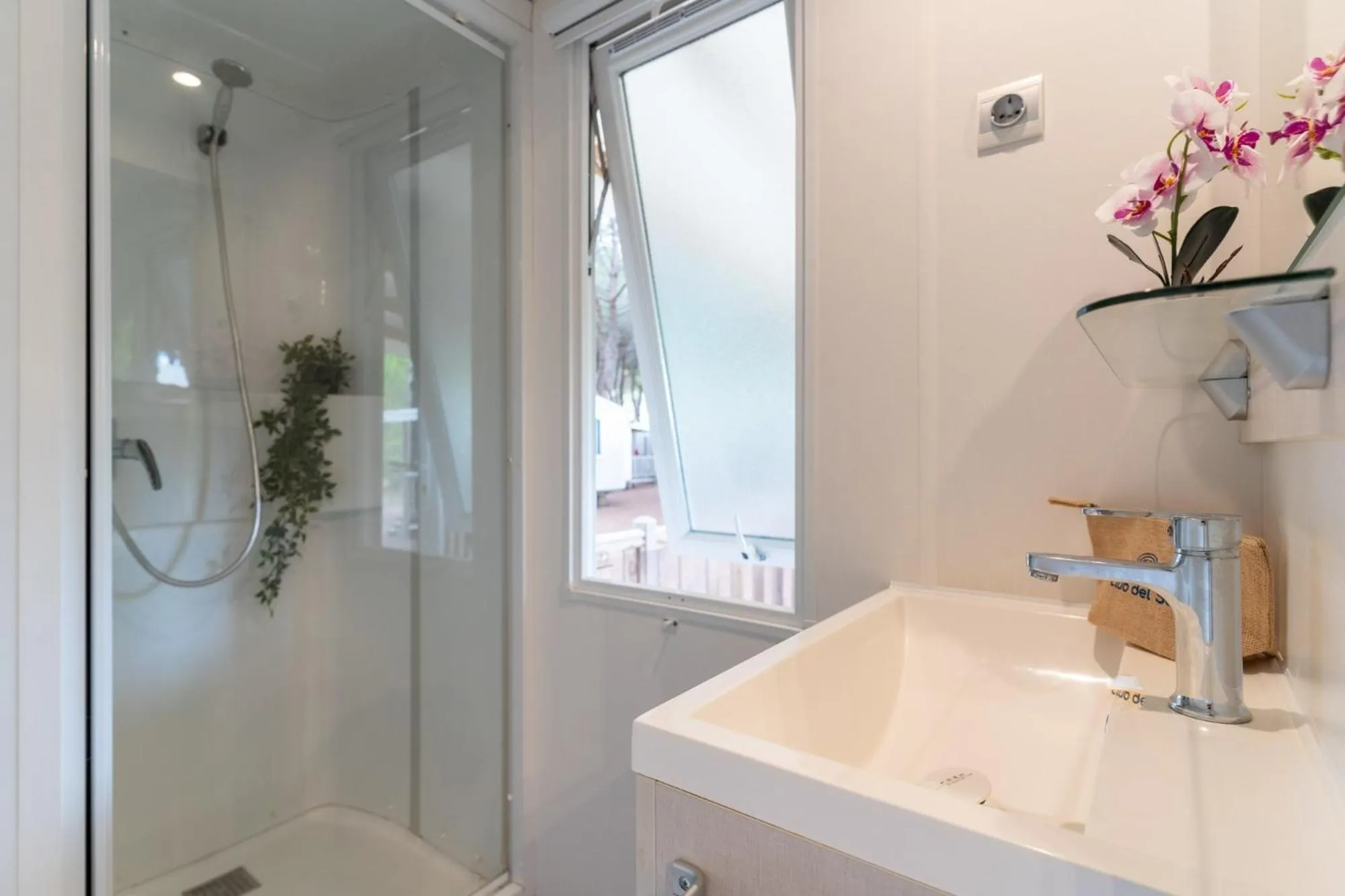 Bathroom in Club del Sole Orbetello Family Collection