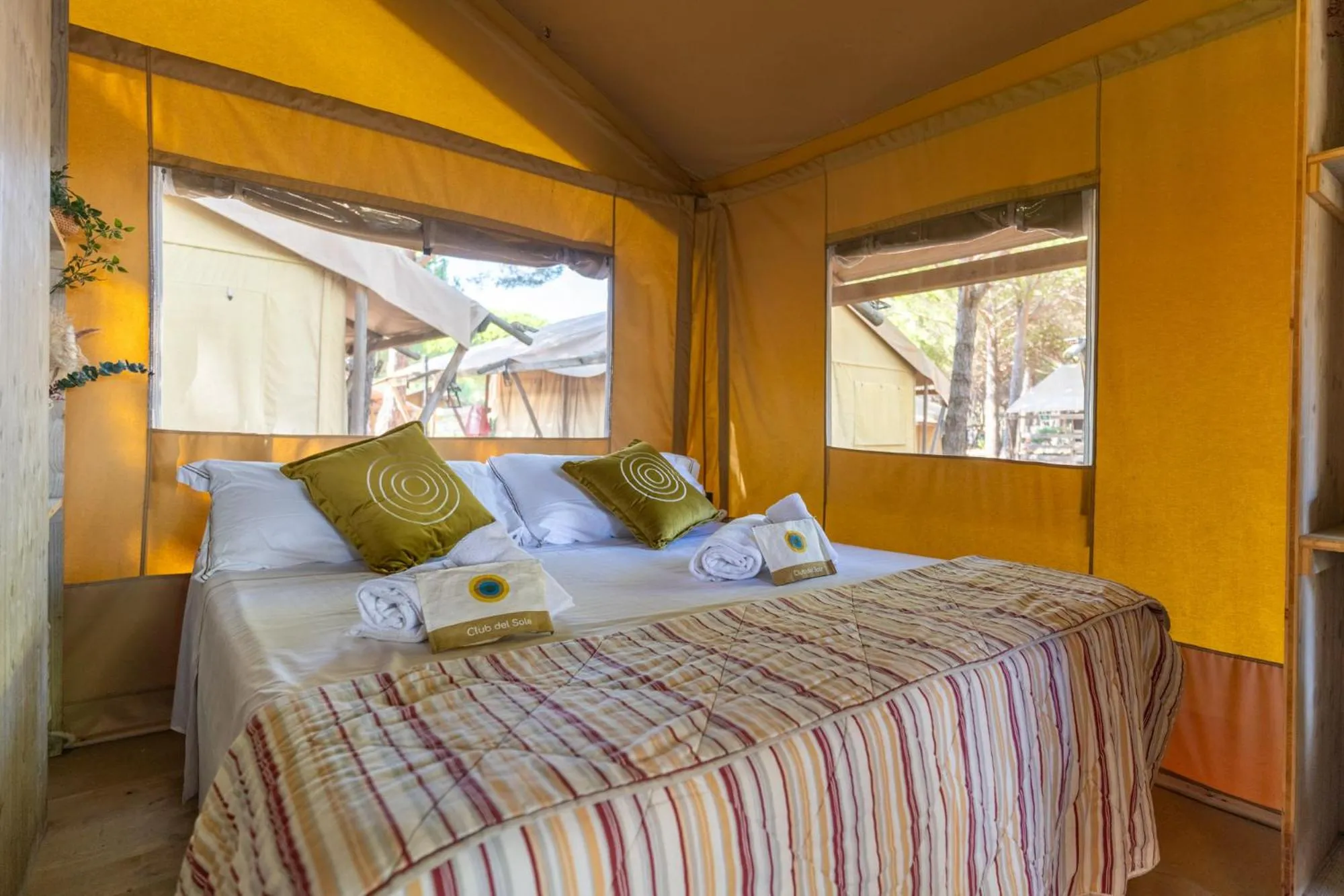 Bedroom, Bed in Club del Sole Orbetello Family Collection