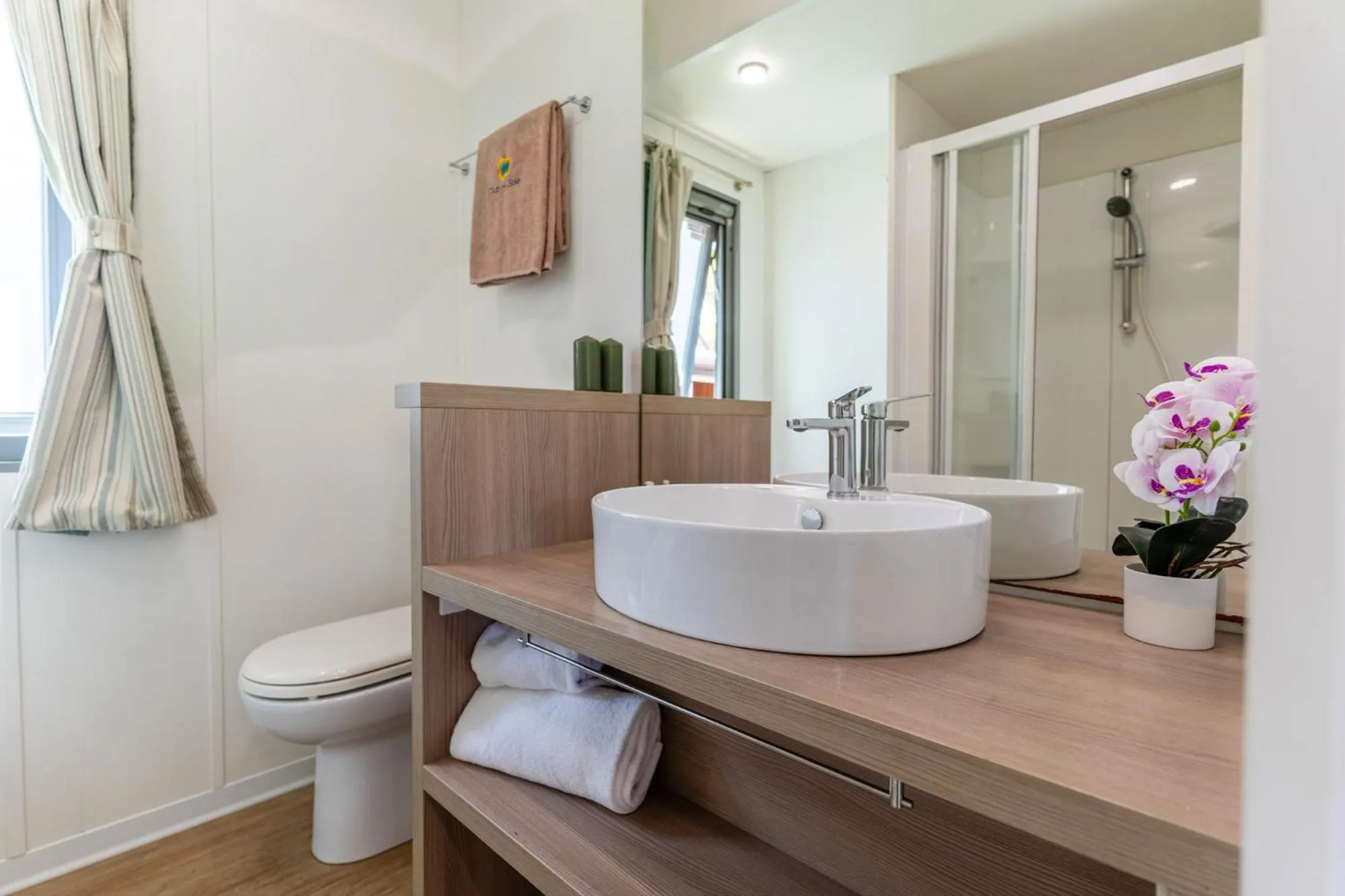 Bathroom in Club del Sole Orbetello Family Collection
