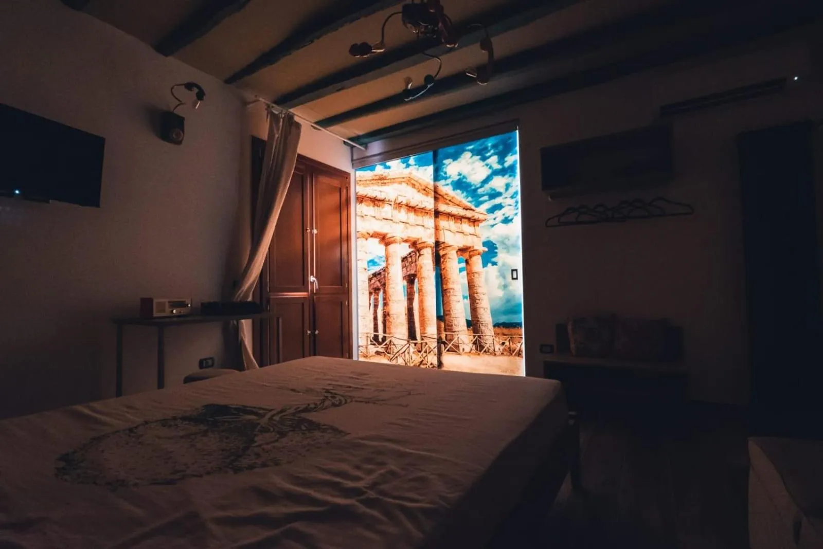 Bed in macchia mediterranea