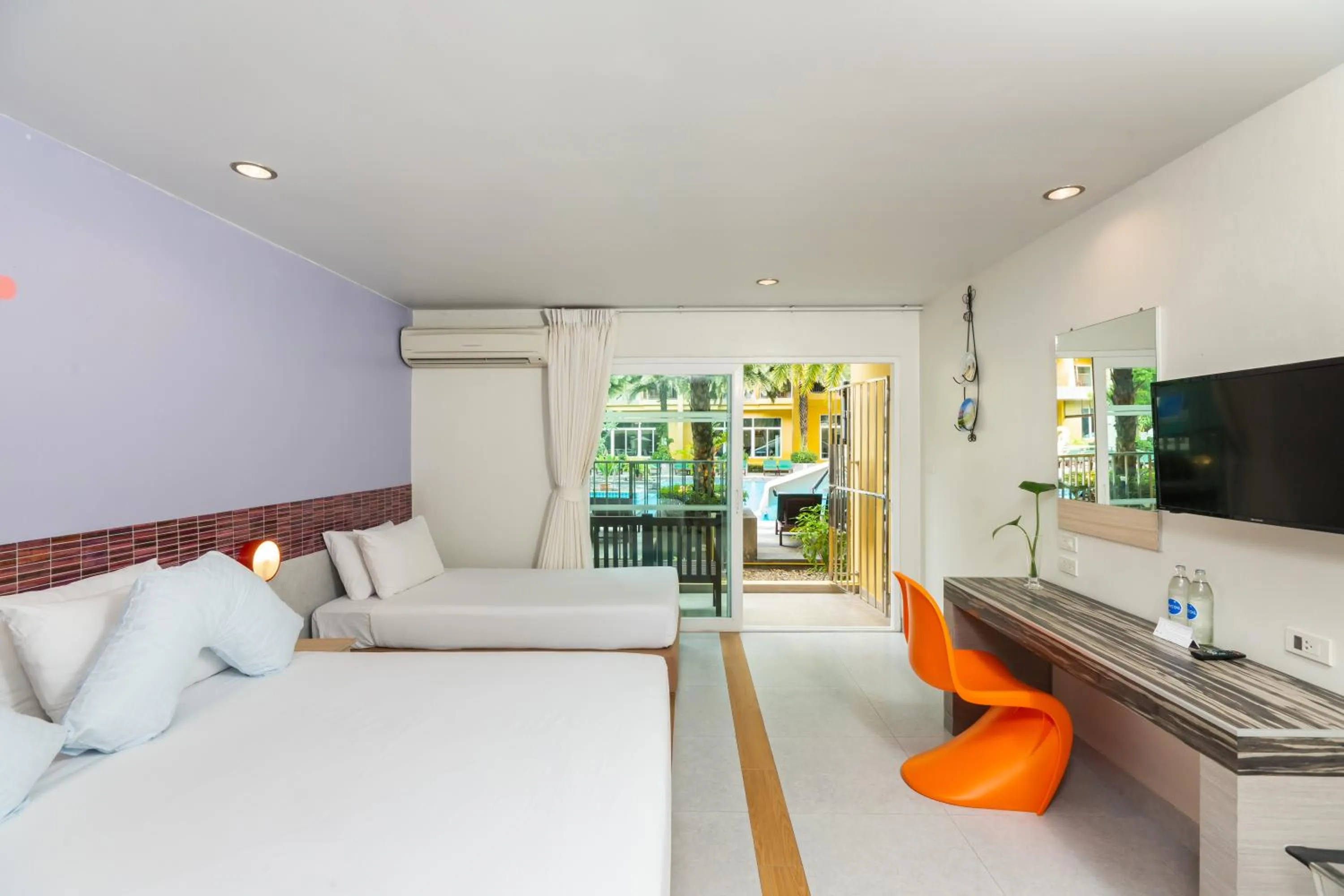 Photo of the whole room, Bed in Grand Bella