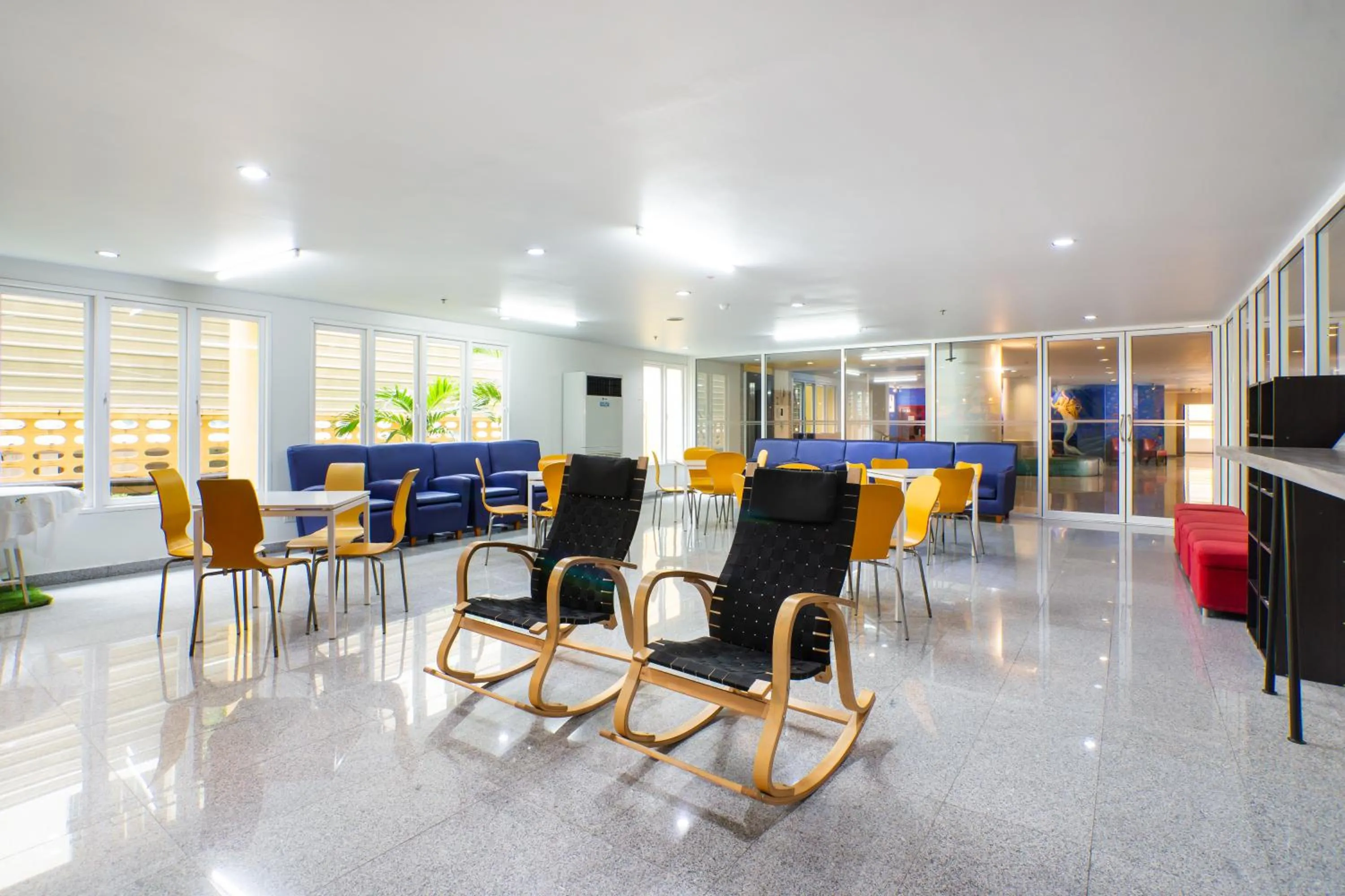 Seating area in Grand Bella