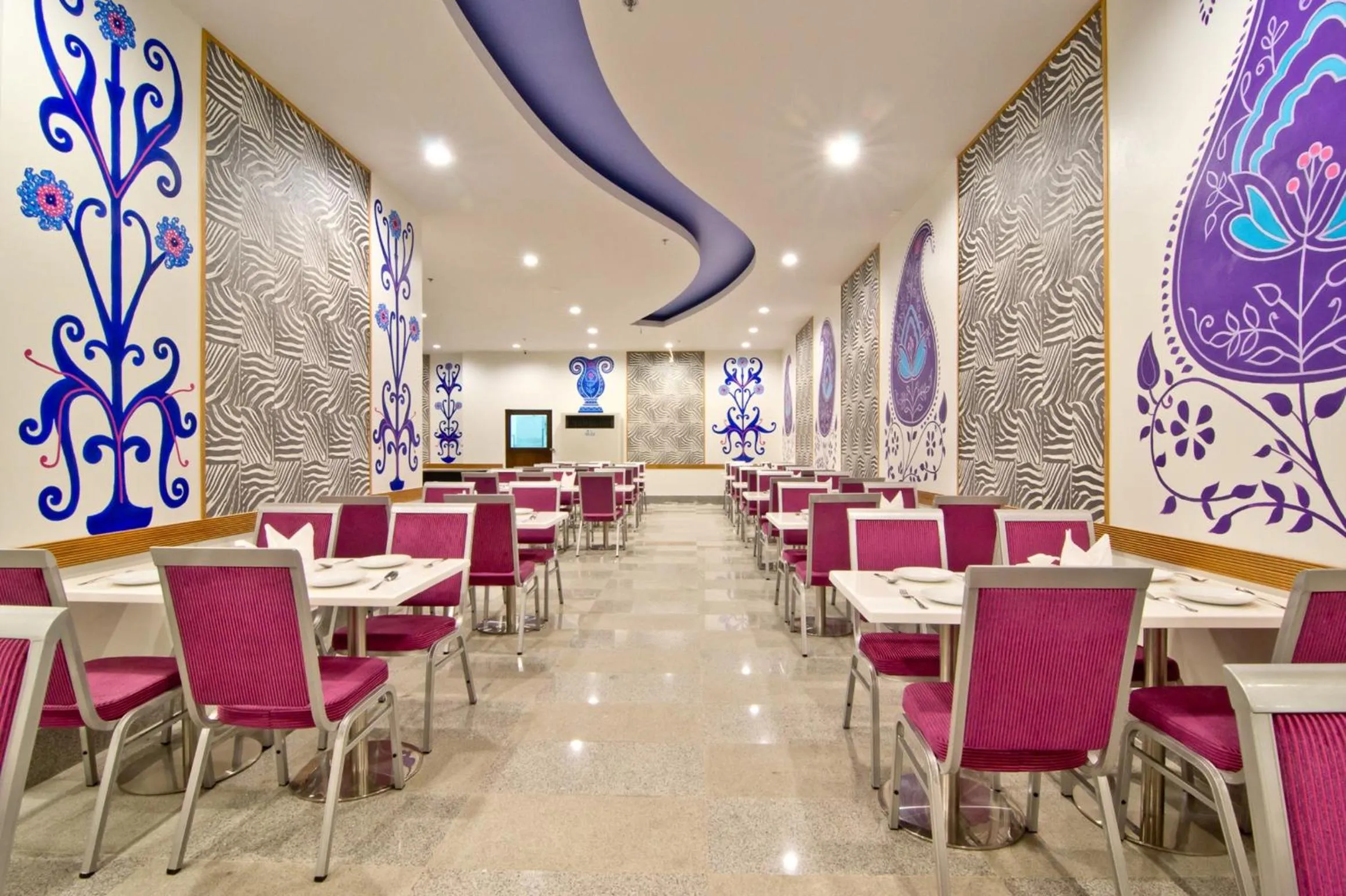 Restaurant/places to eat in Grand Bella