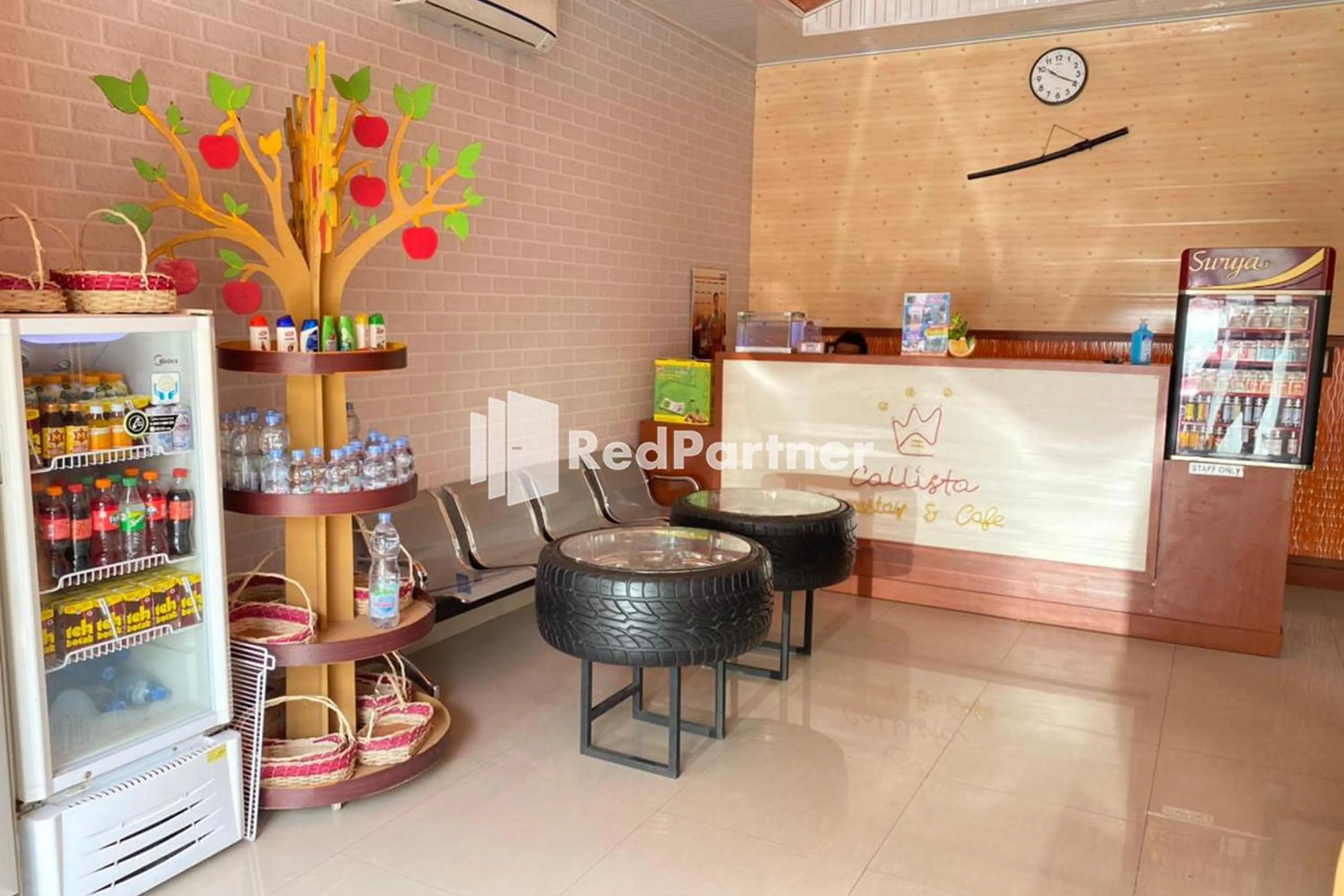 On-site shops in Homestay Syariah Callista Bantaeng Mitra RedDoorz