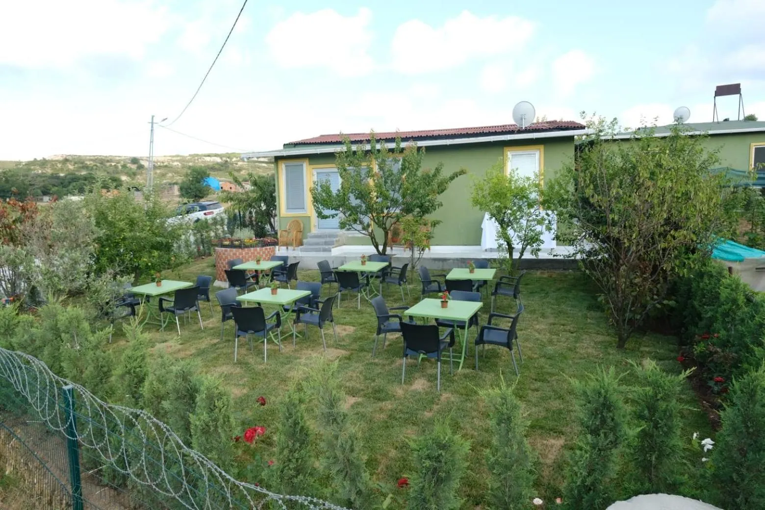 Restaurant/places to eat in FOREST BLUE BEACH OTEL