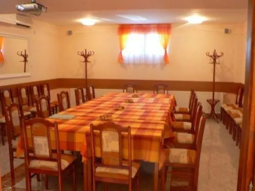 Business facilities in Hotel Szeleta