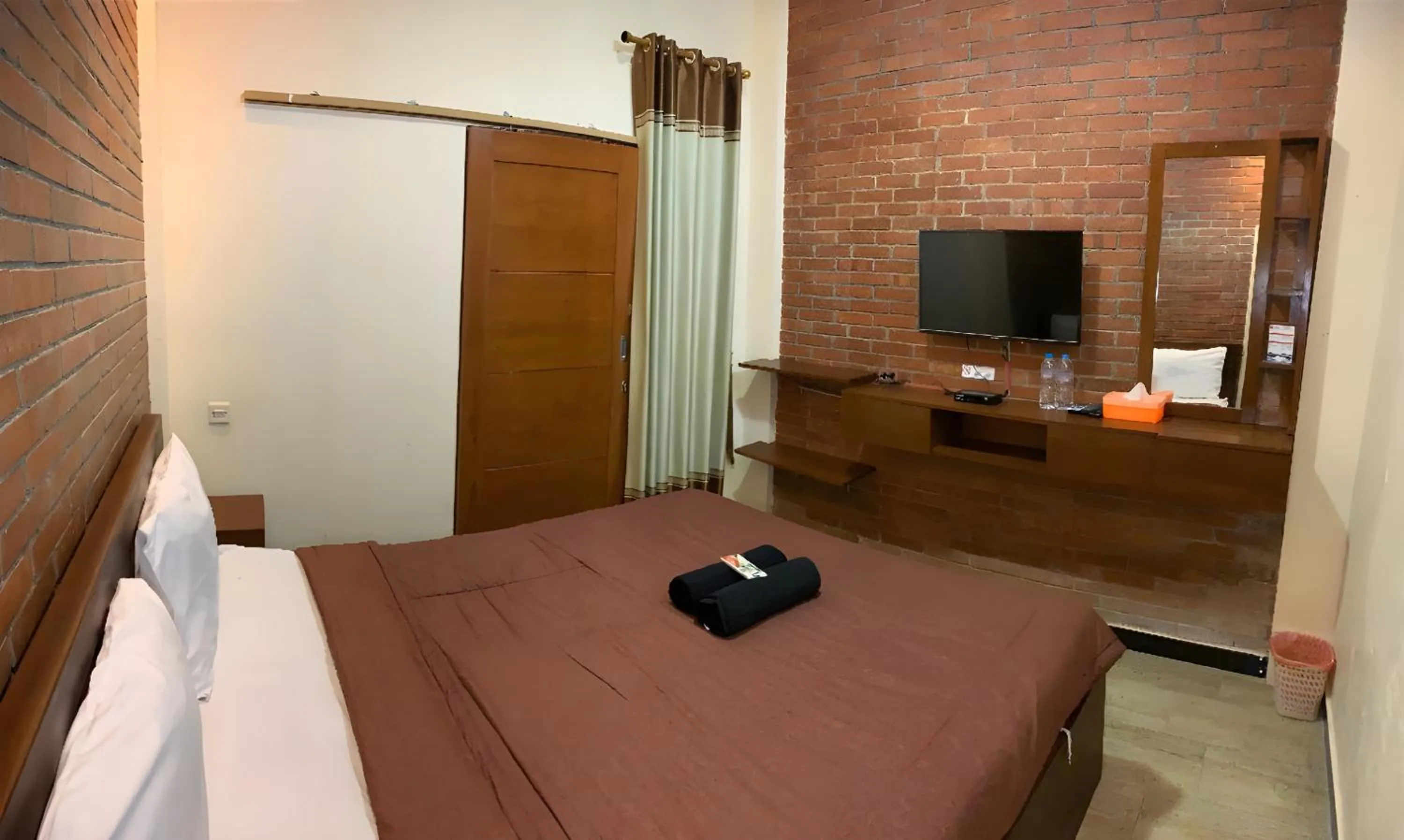 Bed in Prime Adisucipto Hotel