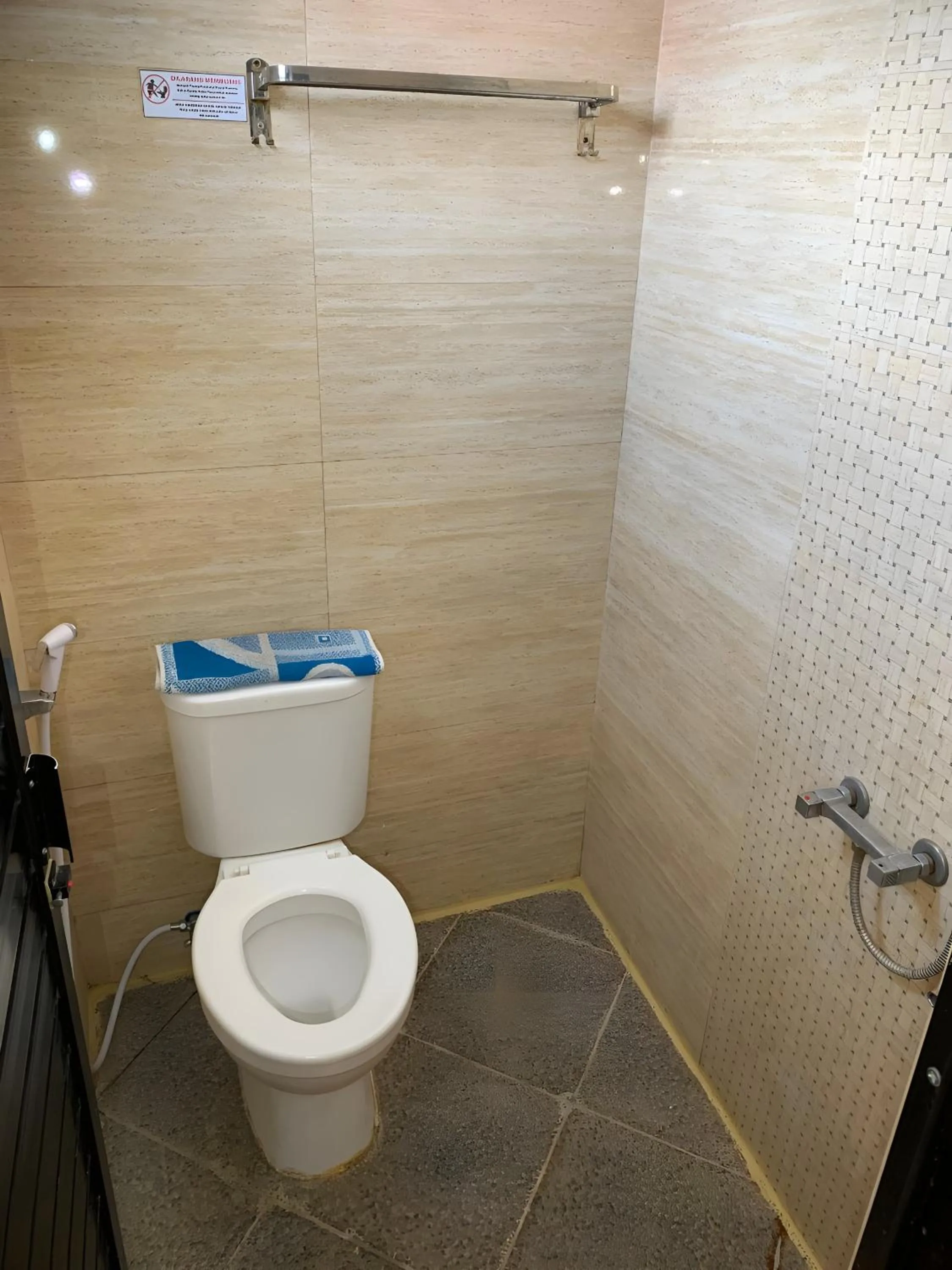 Prime Adisucipto Hotel