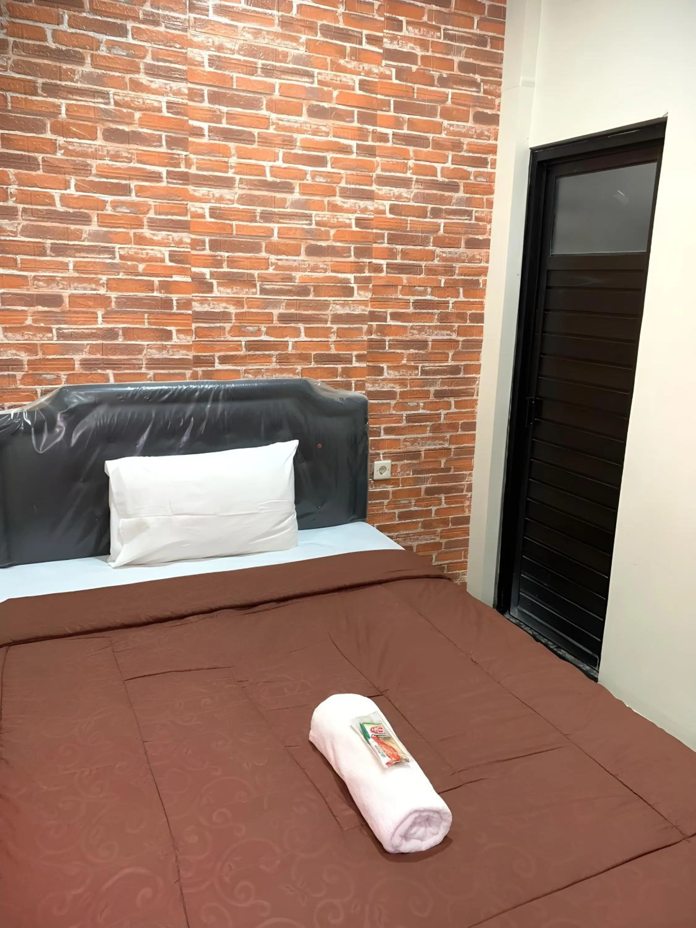 Bed in Prime Adisucipto Hotel