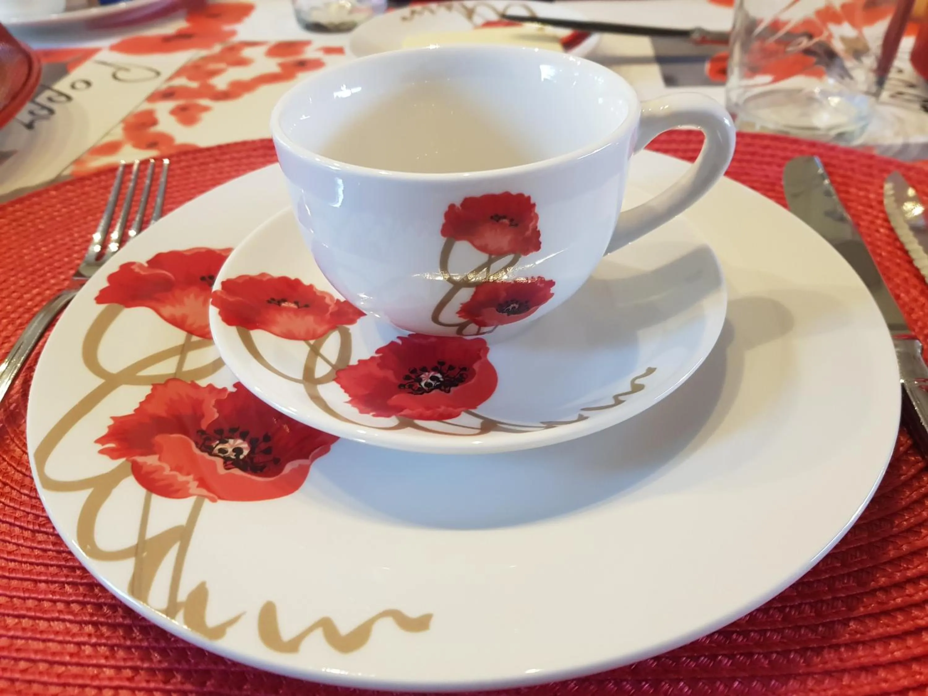 Food and drinks in Mary's Poppies - Bed & Breakfast