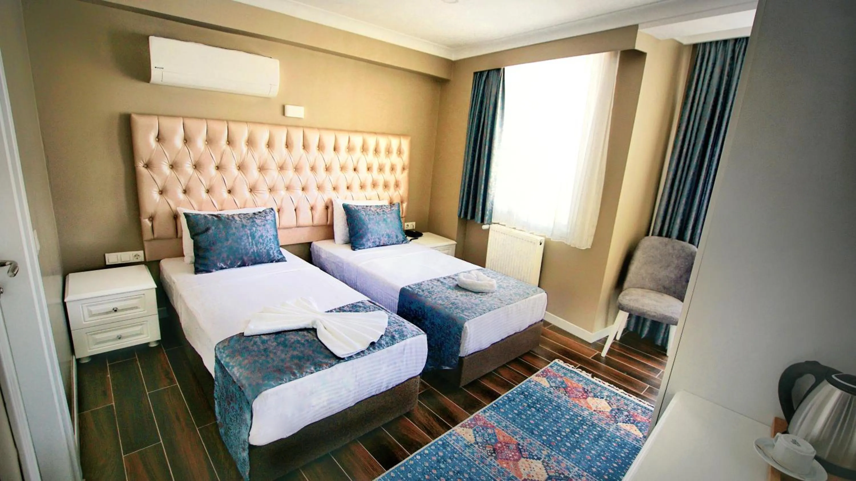 Bed in Cape Palace Hotel