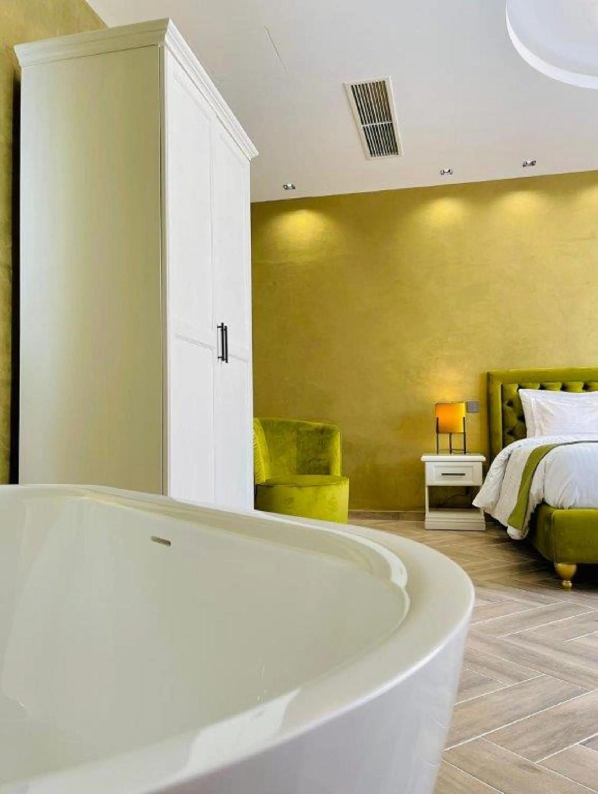 Decorative detail, Bed in Casa Reale Boutique Hotel