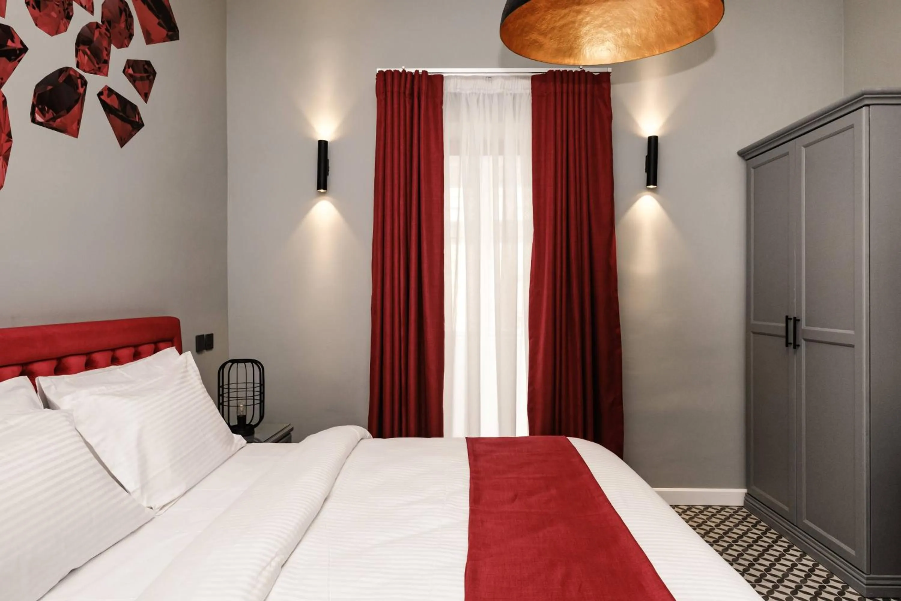 Decorative detail, Bed in Casa Reale Boutique Hotel