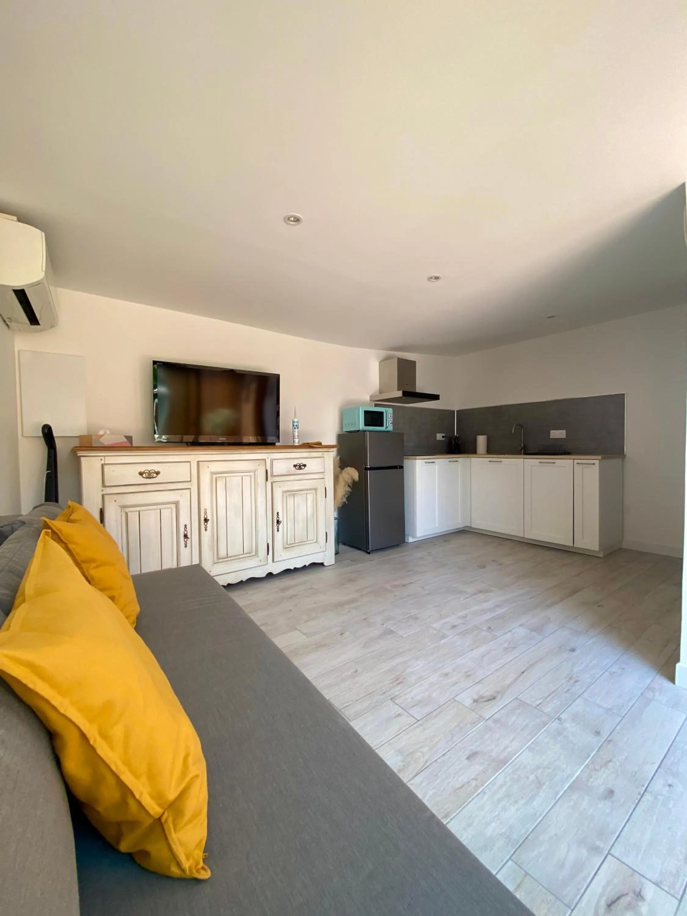 Living room in Oustal Magnolia