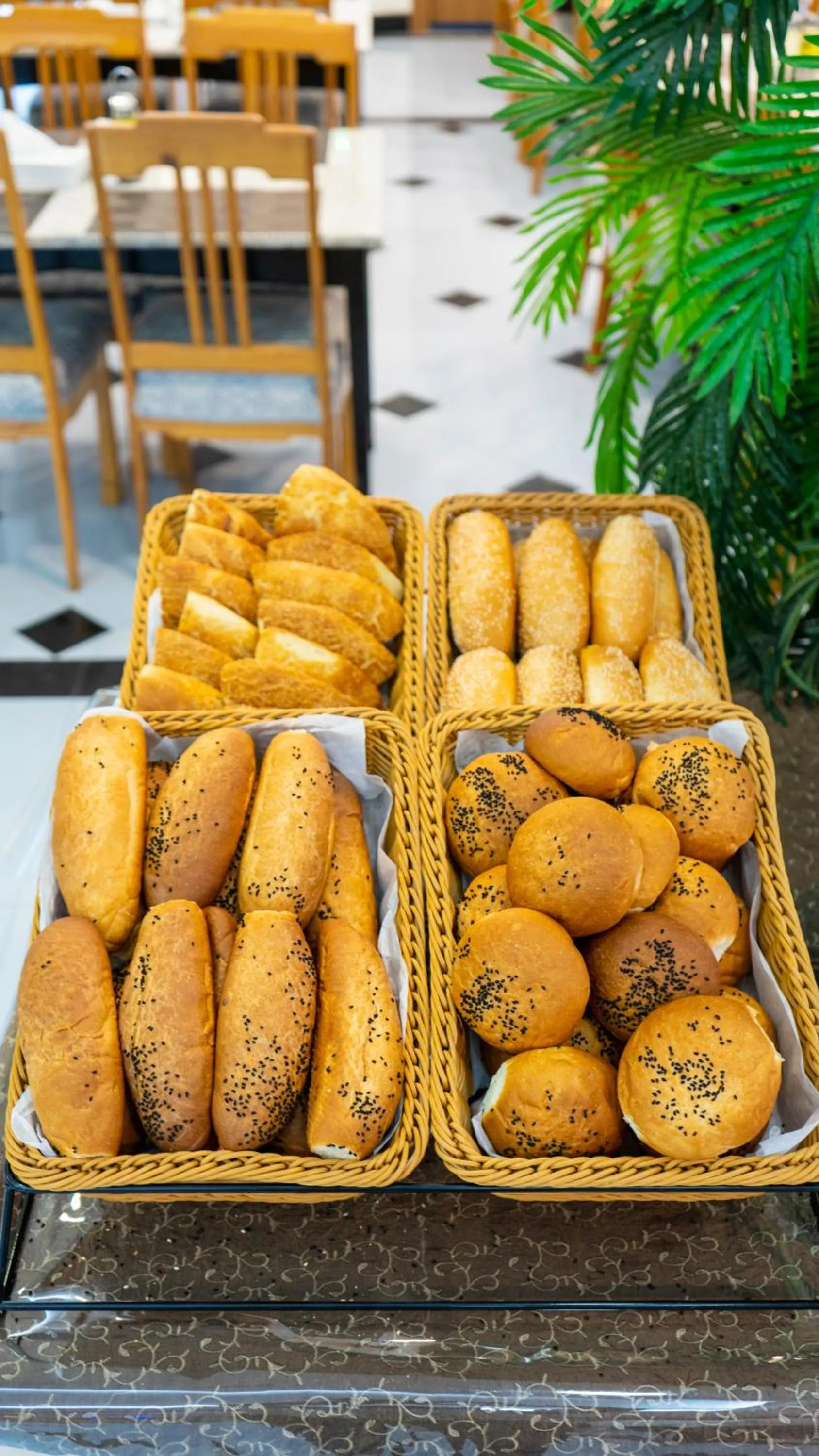 Restaurant/places to eat in Jiwar Al Madina Hotel