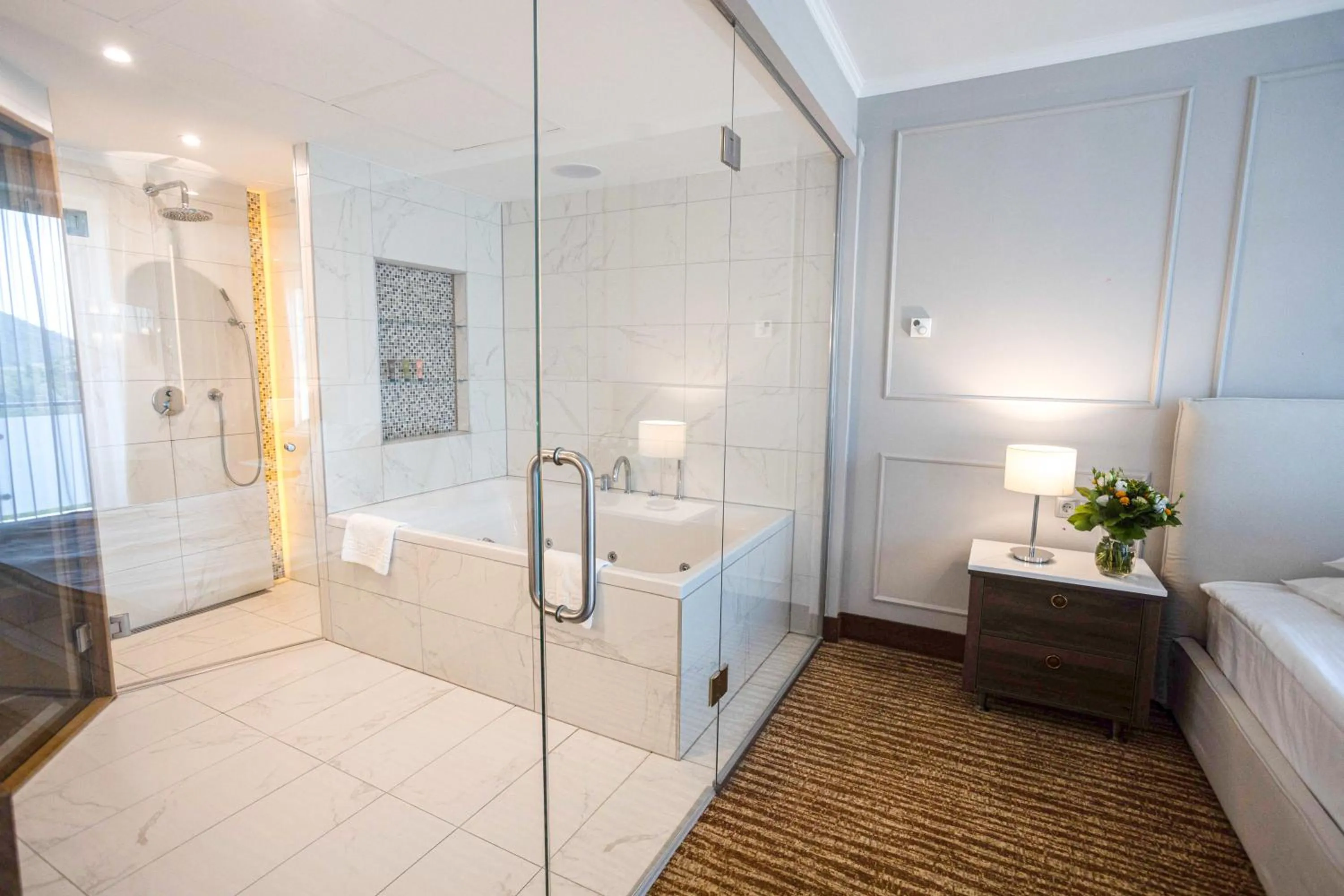 Bathroom, Bed in Thermal Hotel Visegrád
