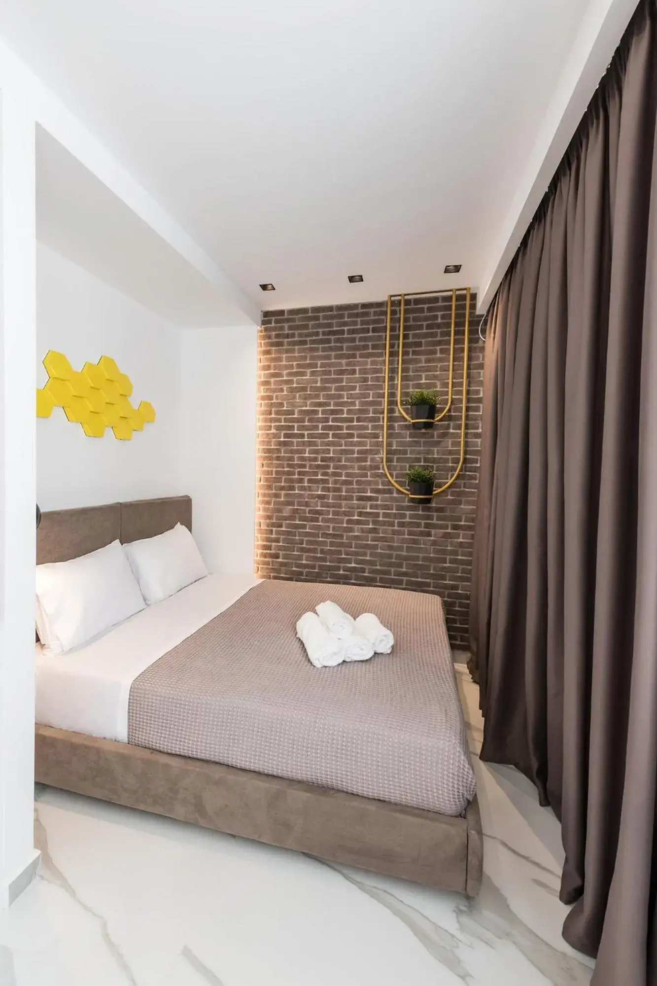 Deluxe King Studio in Porto Sea View Apartments Deluxe King Studio in Porto Sea View Apartments