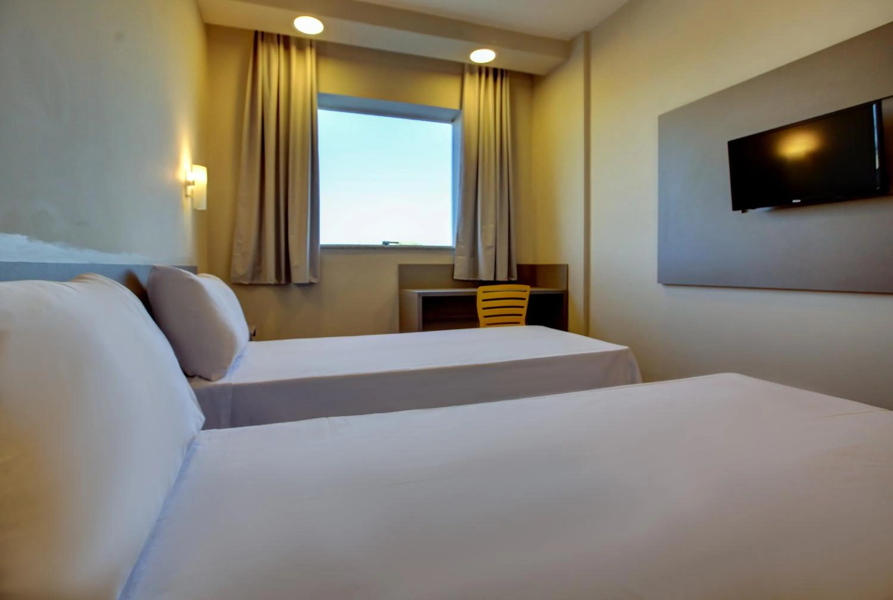 Bedroom, Bed in Transamerica FIT Lucas do Rio Verde