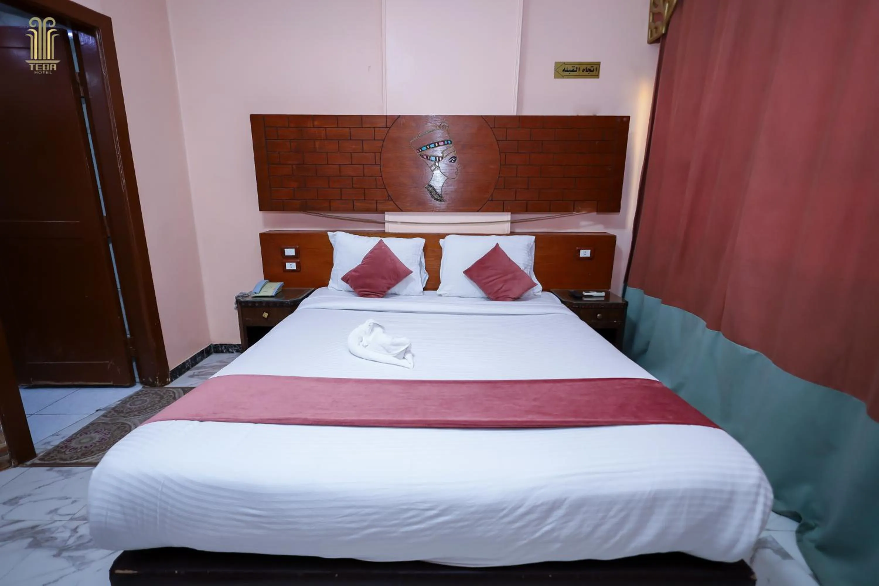 Bedroom, Bed in Tiba Hotel