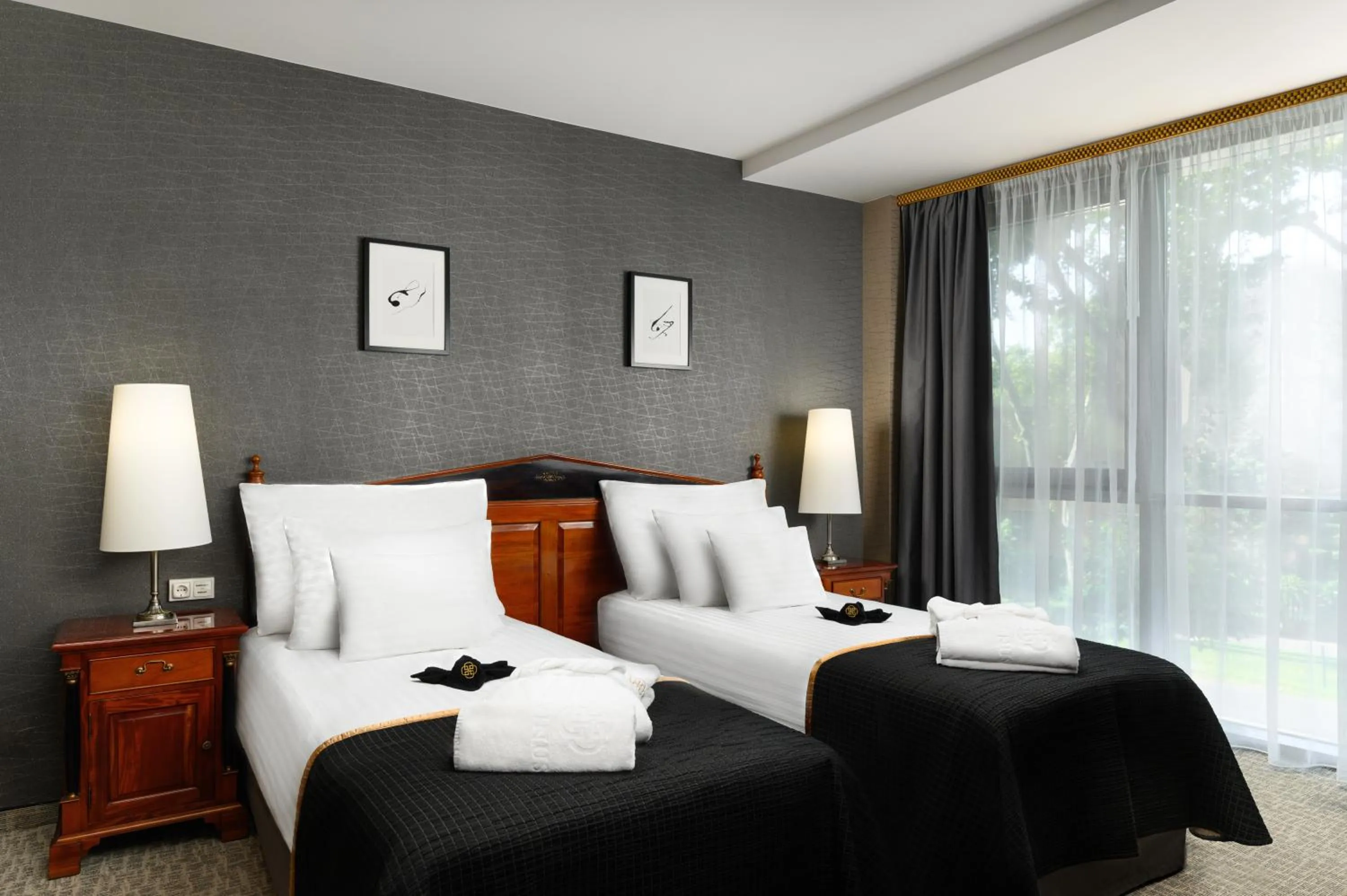 Bed in Hotel Divinus