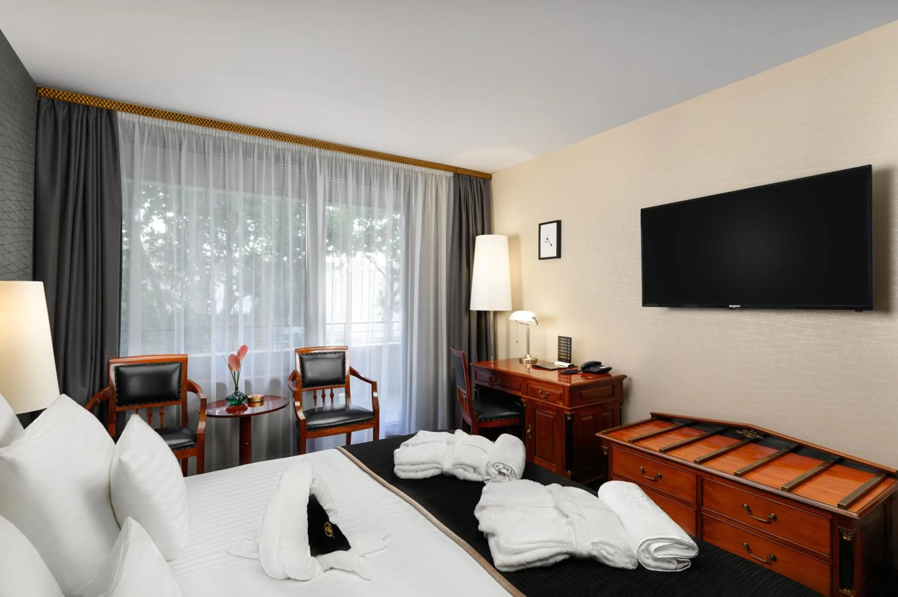 Bed in Hotel Divinus