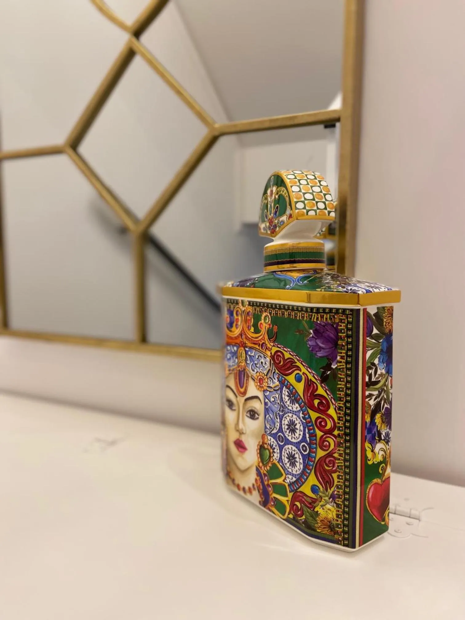 Decorative detail in Azzurro Mare Rooms