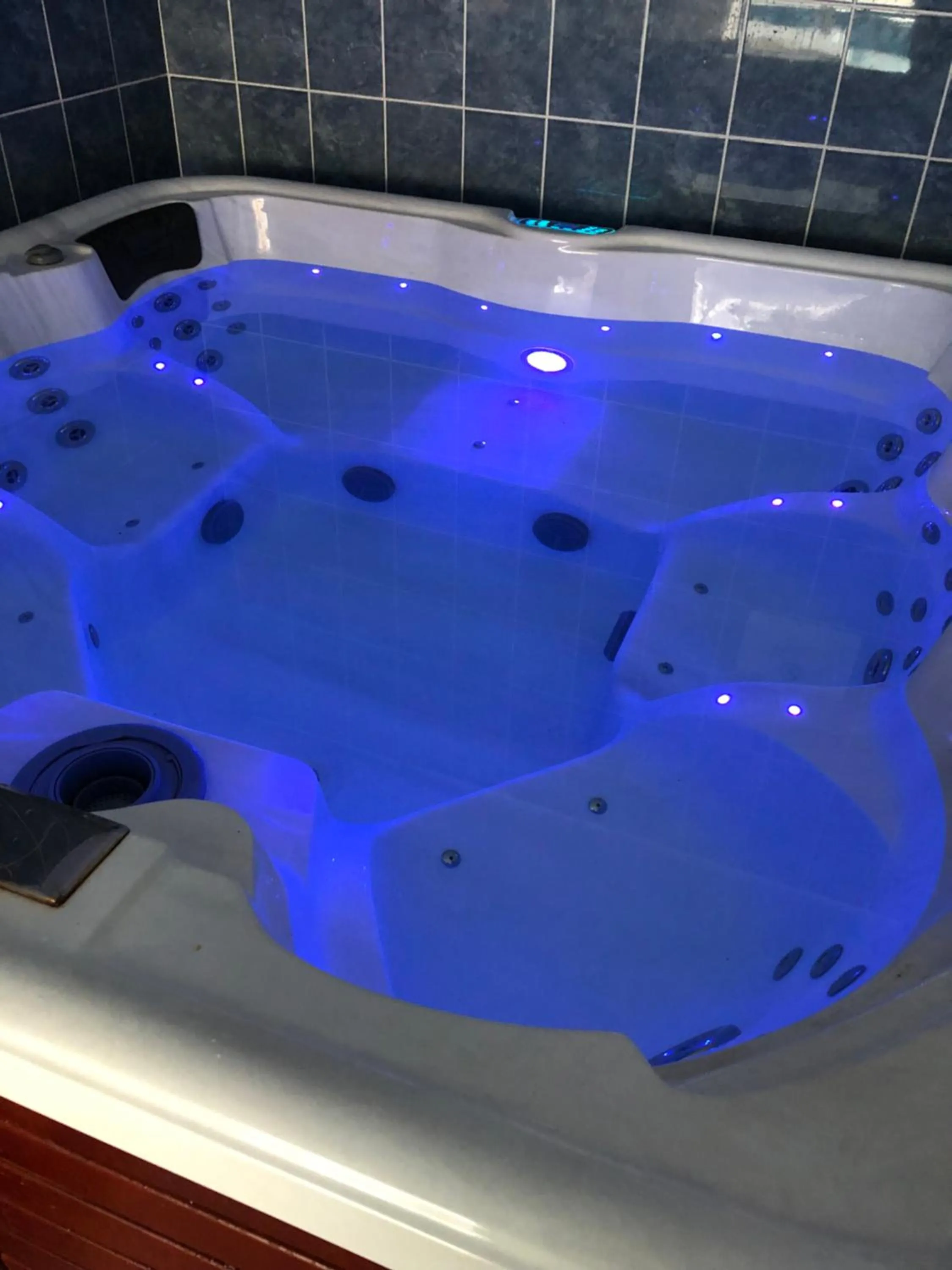 Hot Tub in Appartementhaus 5. Jahreszeit
